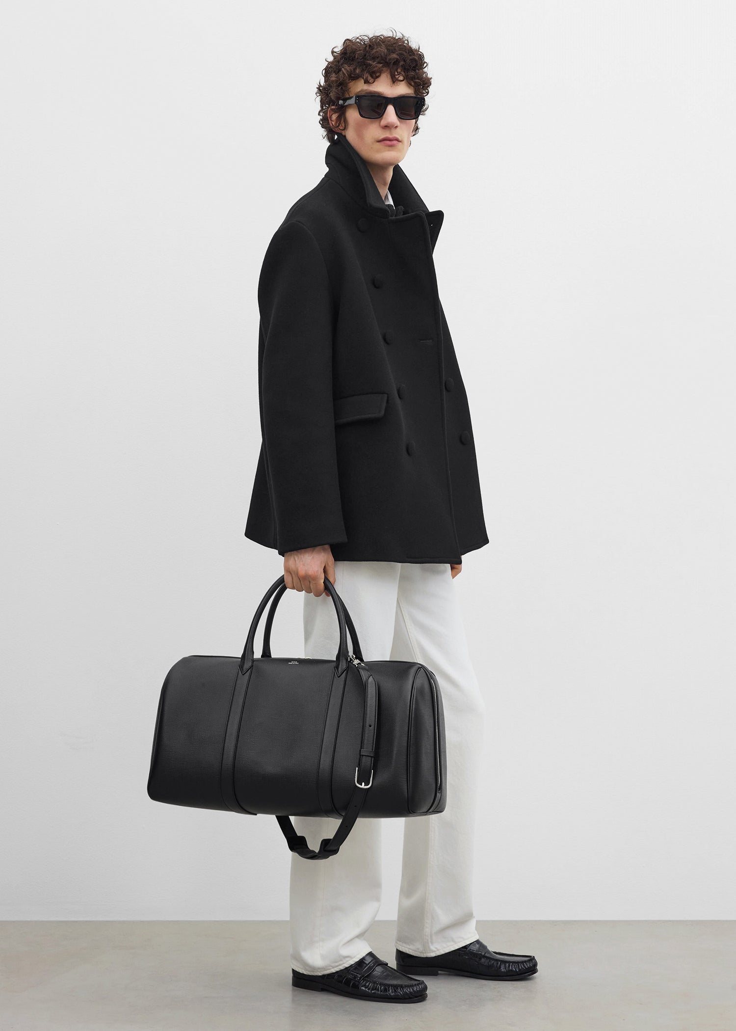 Leather weekender black