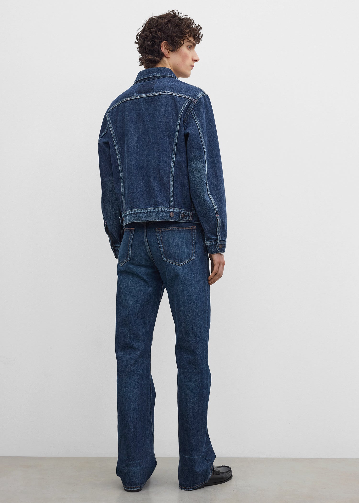 Denim jacket indigo