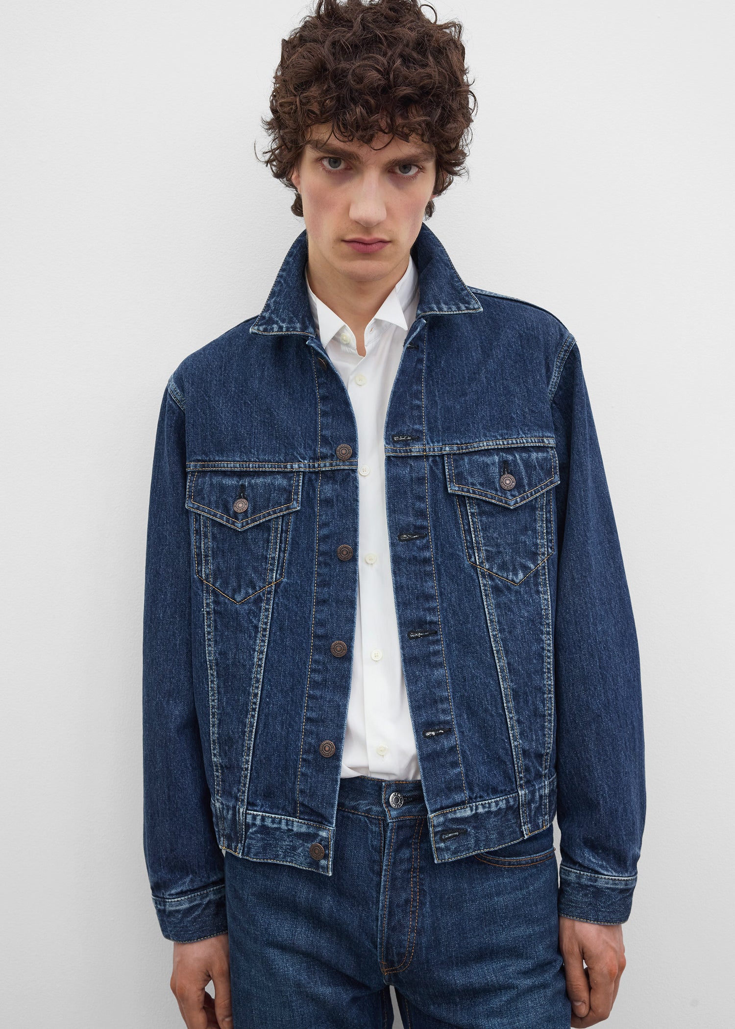 Denim jacket indigo