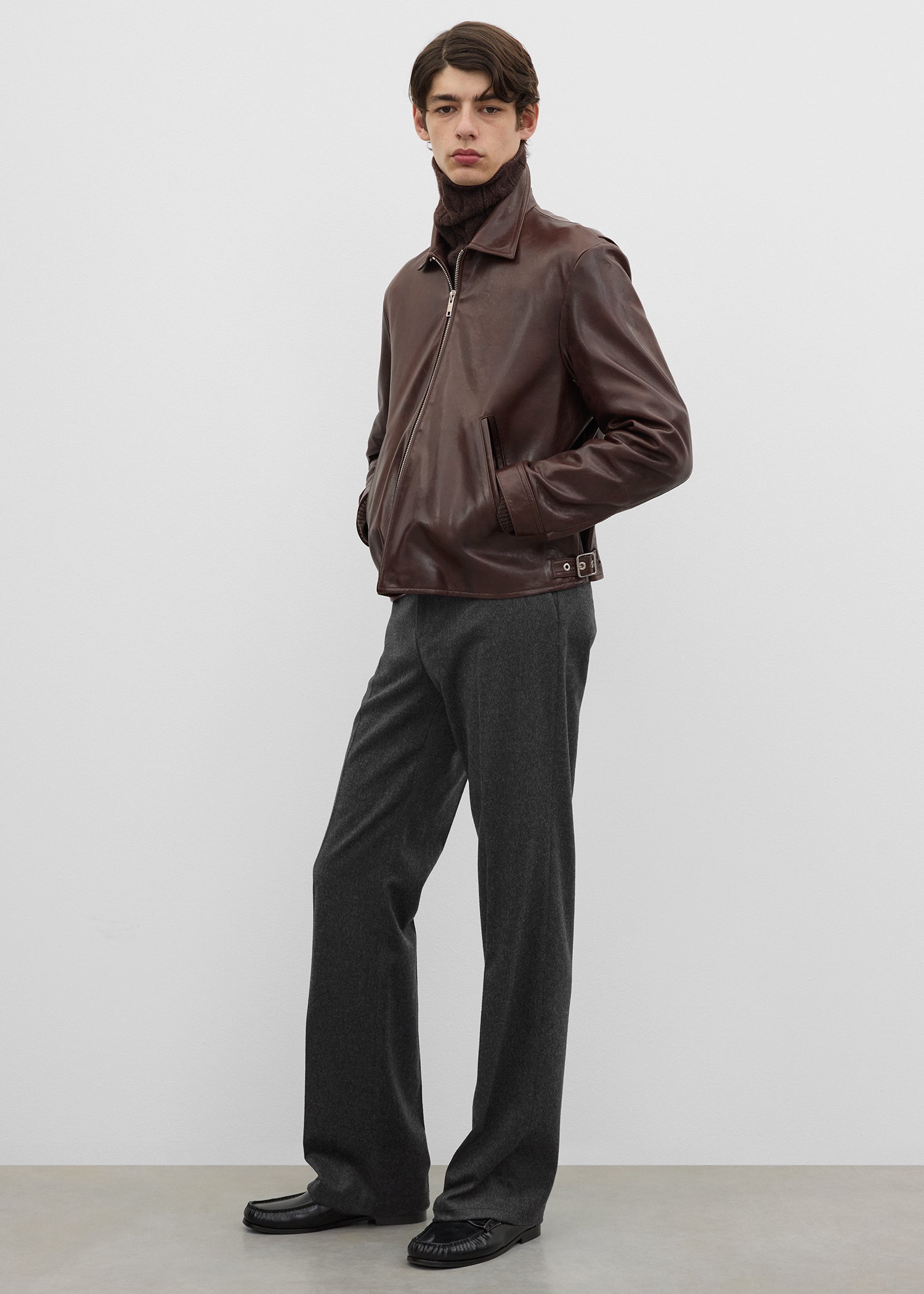 Zip leather jacket brown