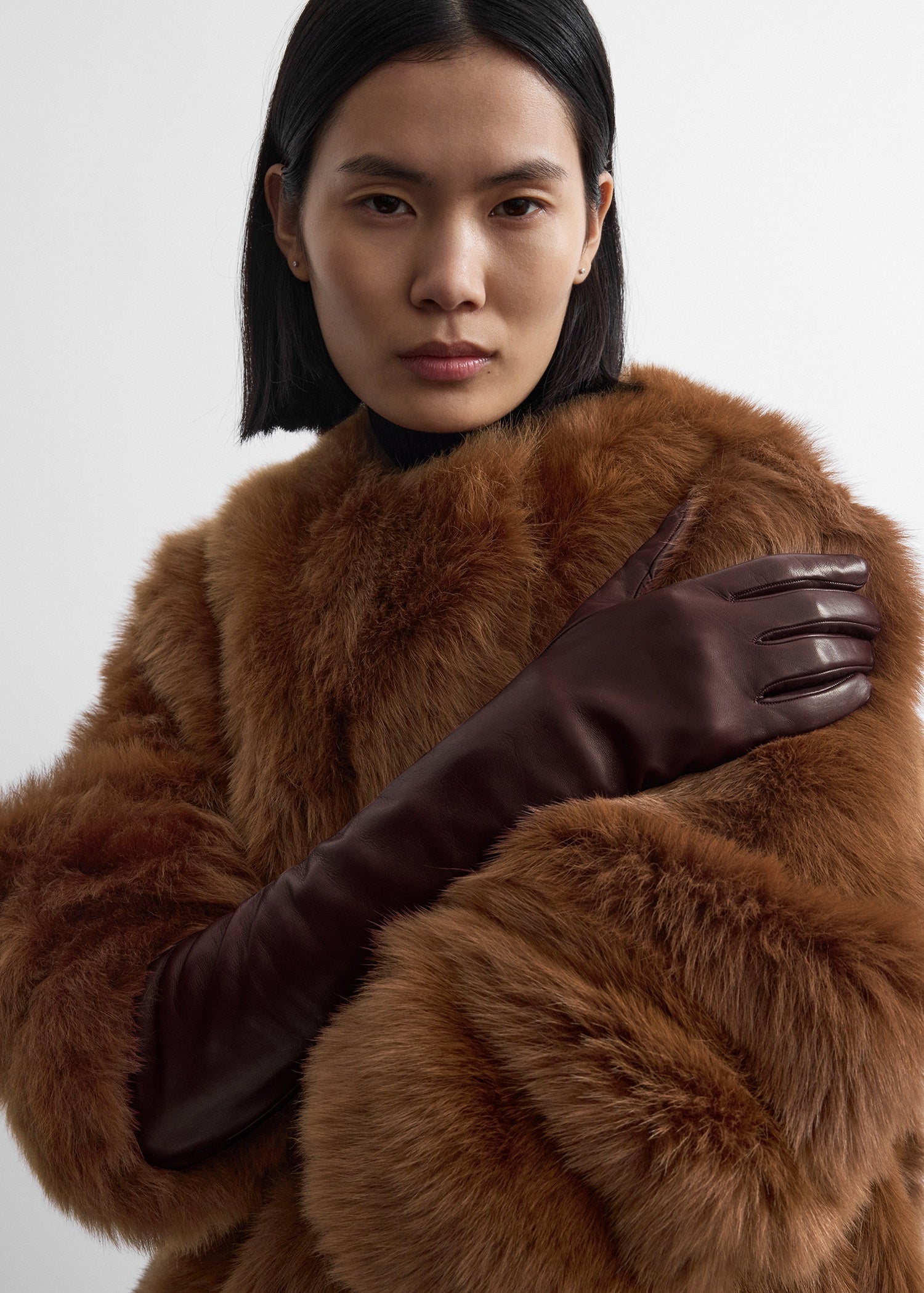 Extra-long leather gloves bordeaux