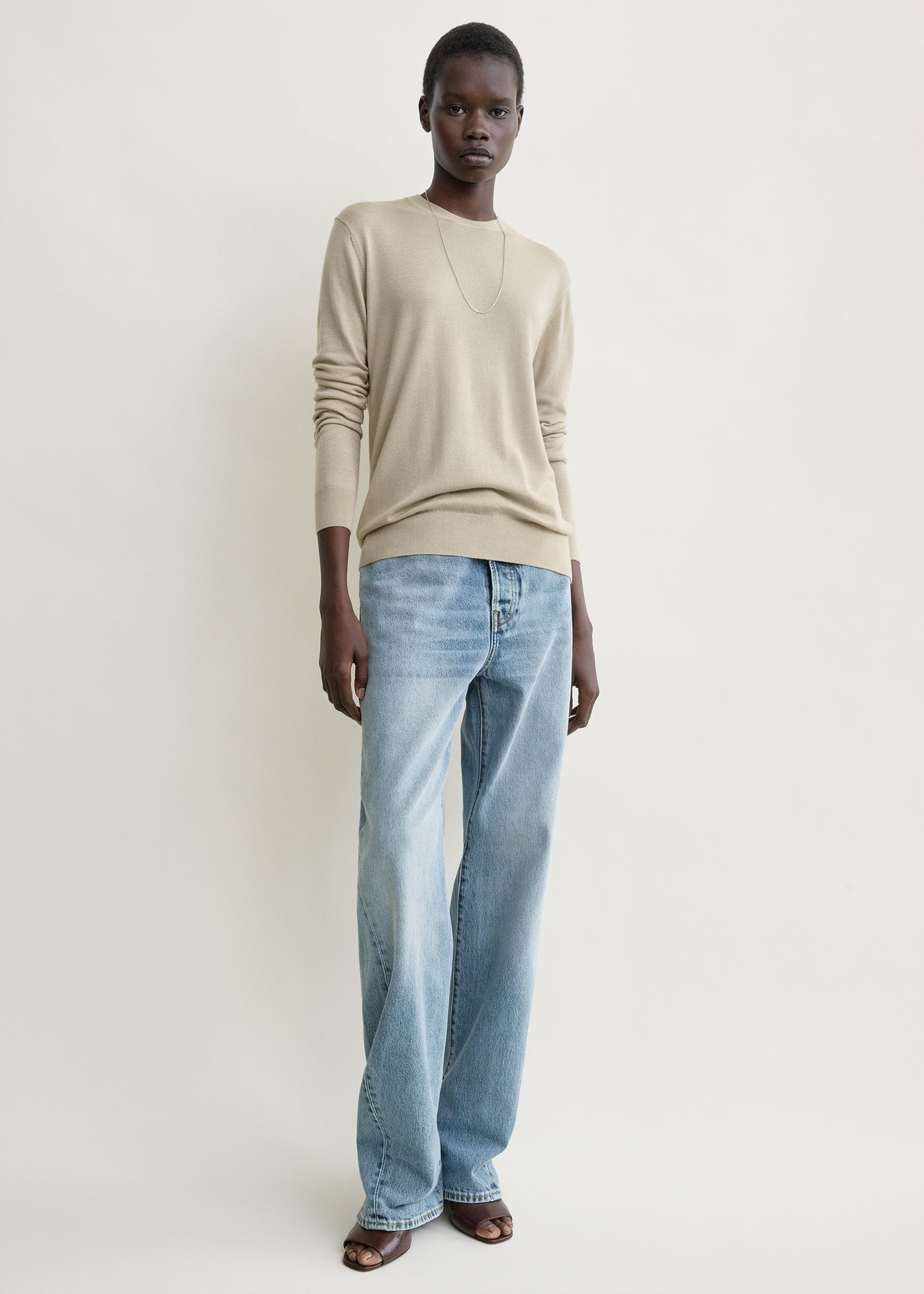Fine crew knit fawn