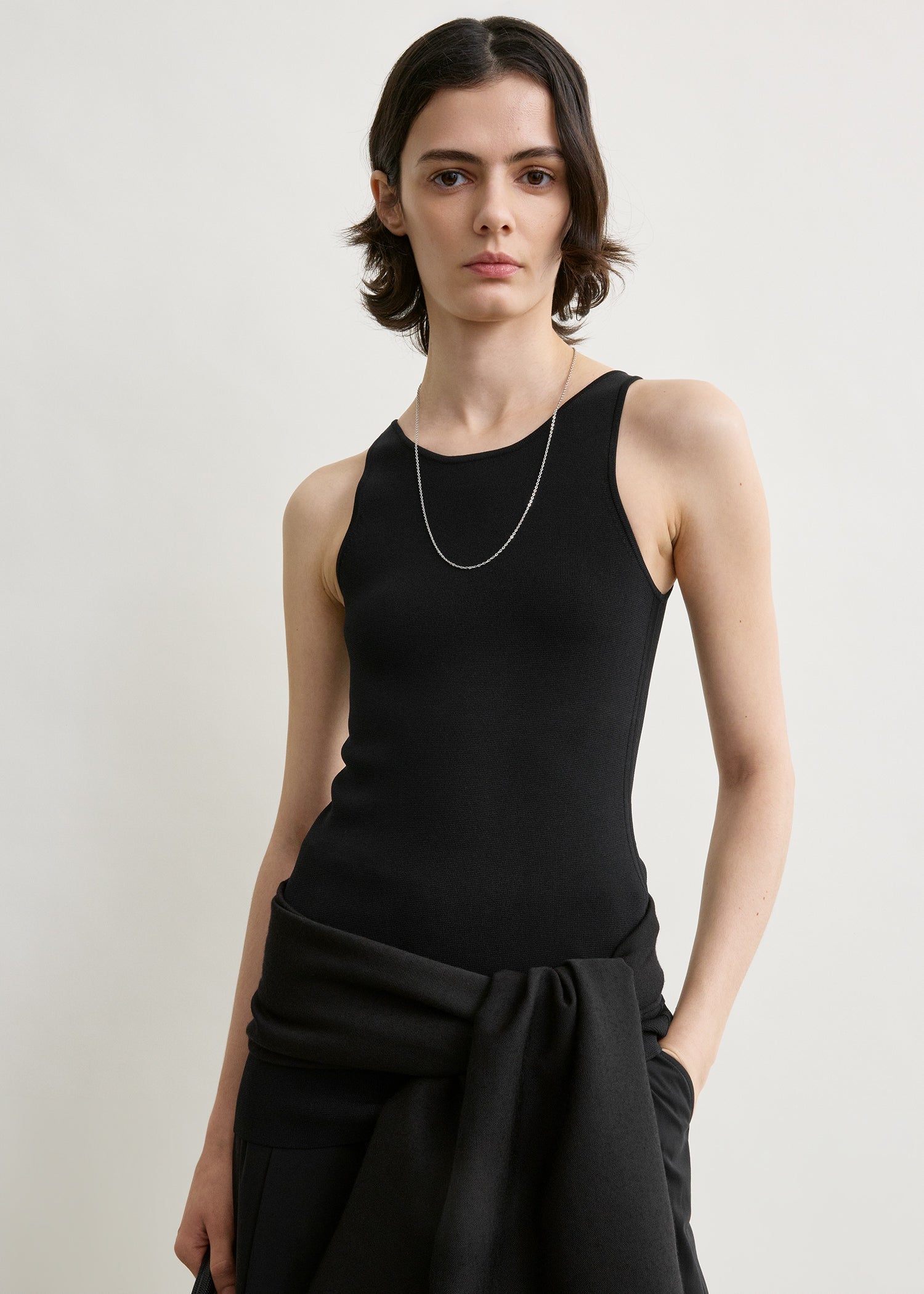 Classic compact knit tank black