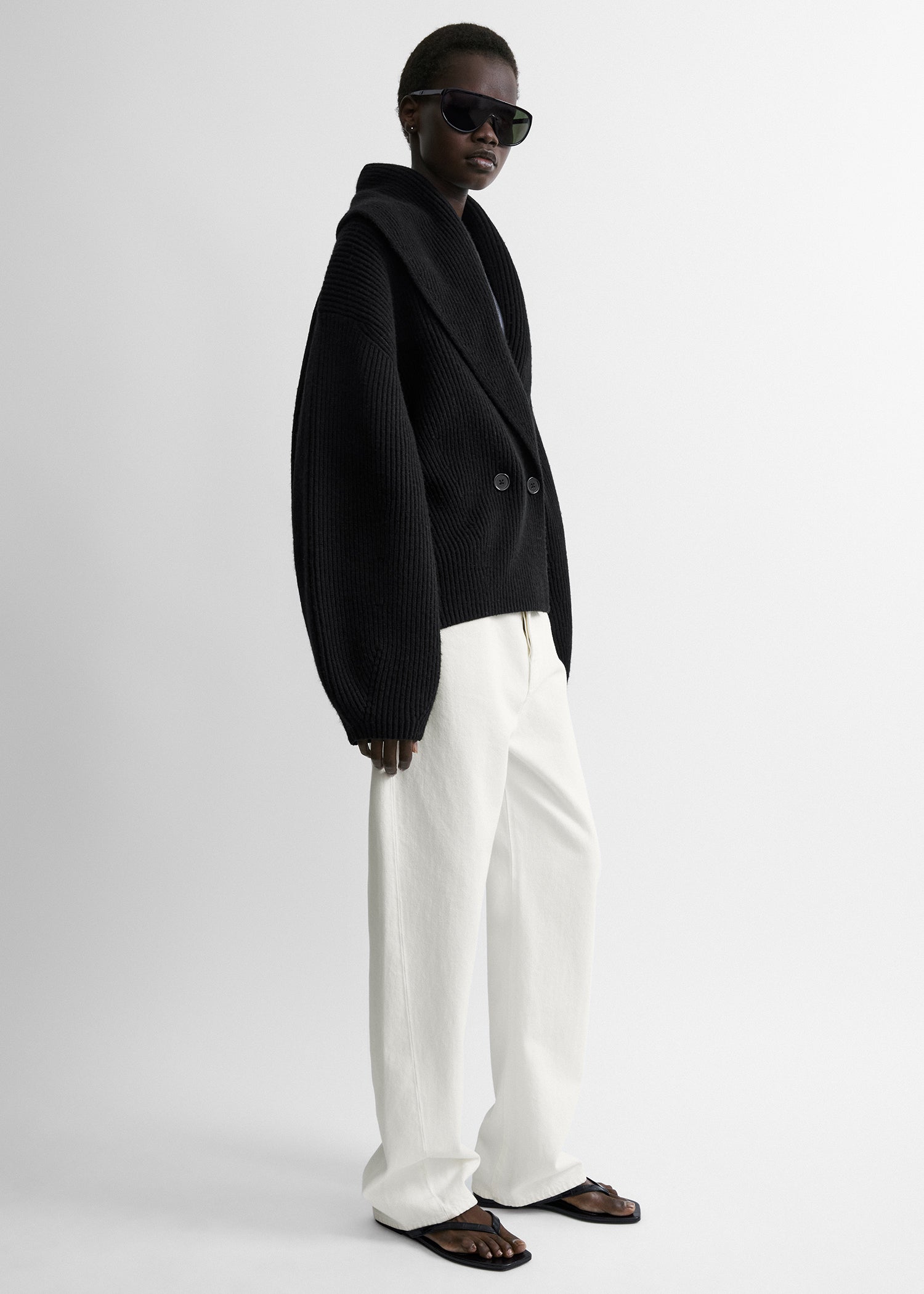 Shawl-lapel cardigan black