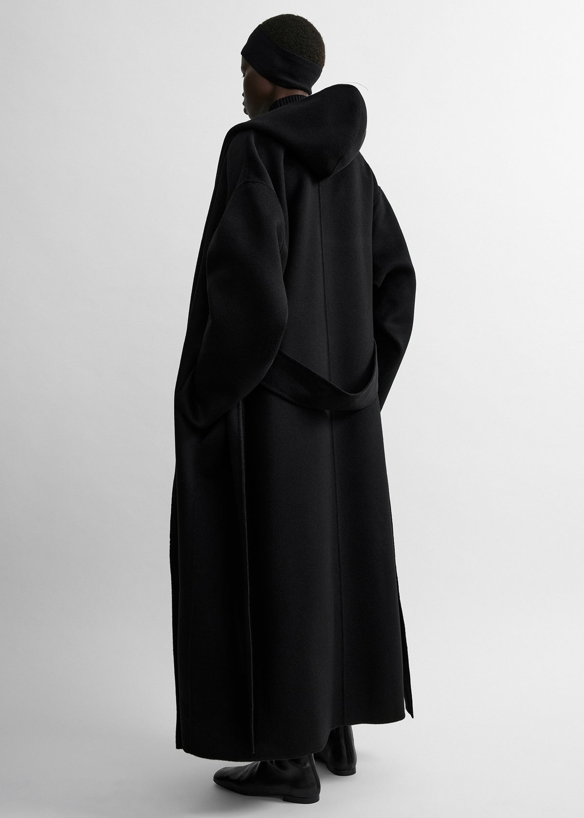 후디 벨티드 코트 블랙