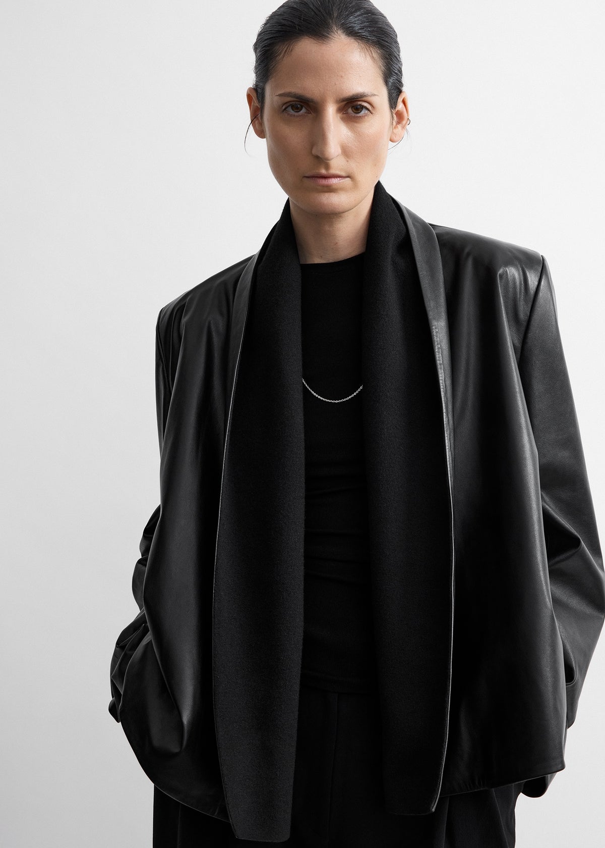 Scarf leather jacket black