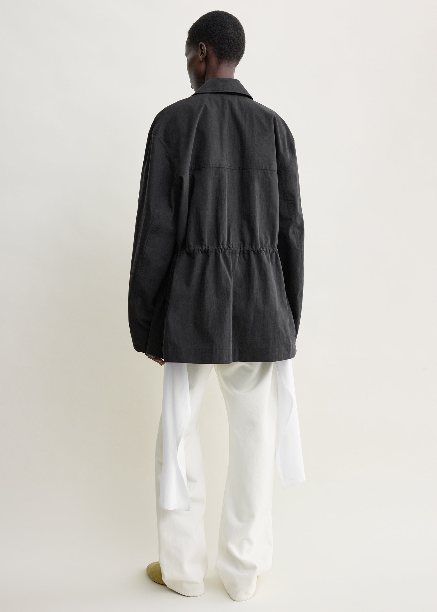 Collared drawstring jacket black