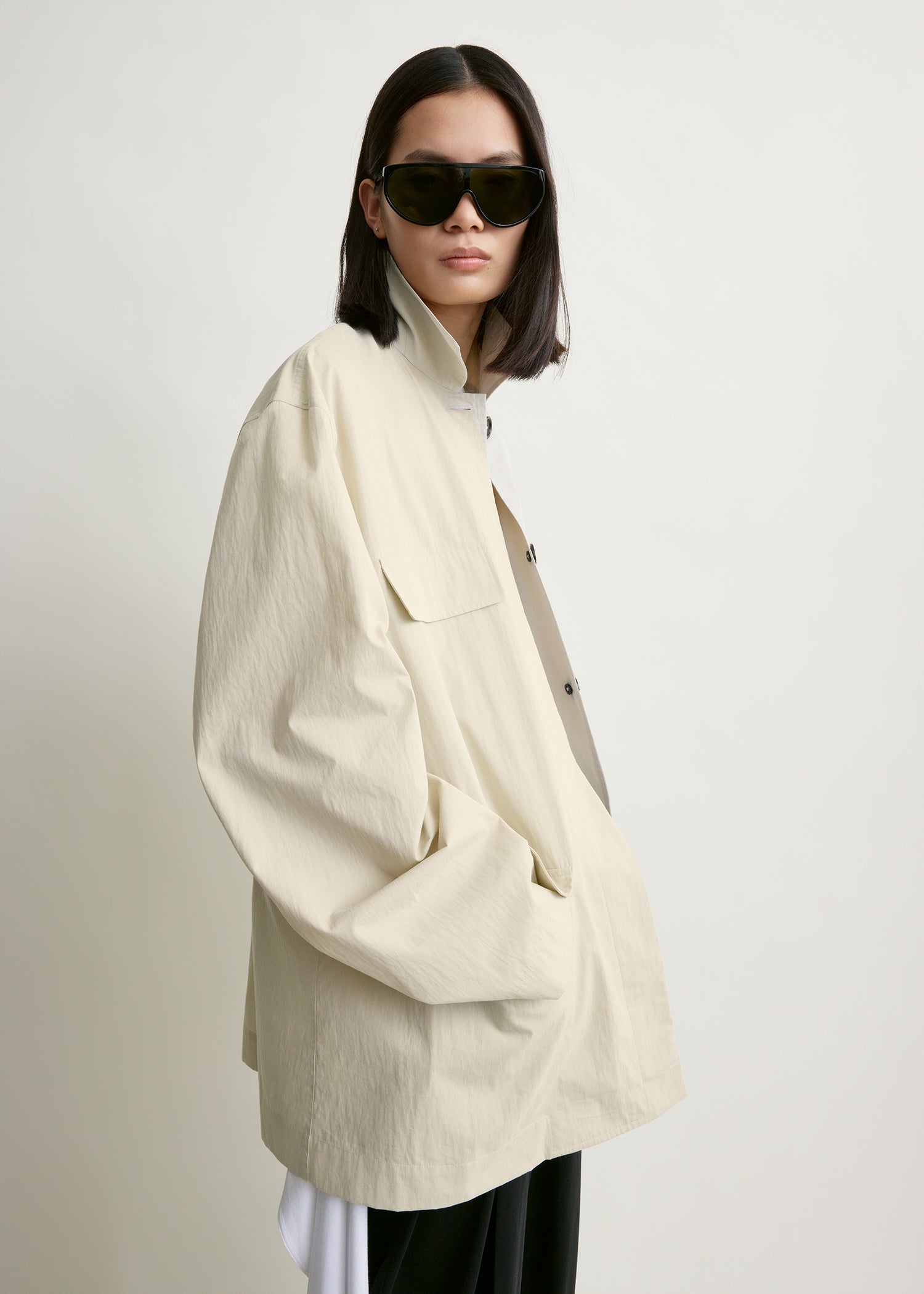 Collared drawstring jacket oyster