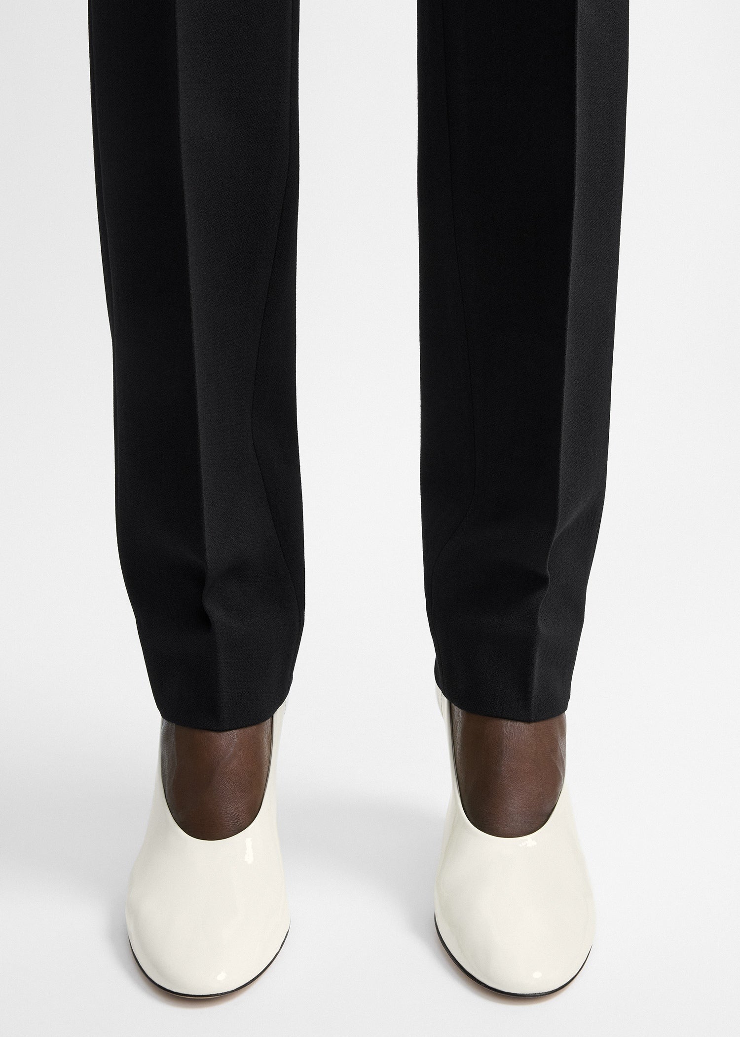 Slip naplack pumps off-white