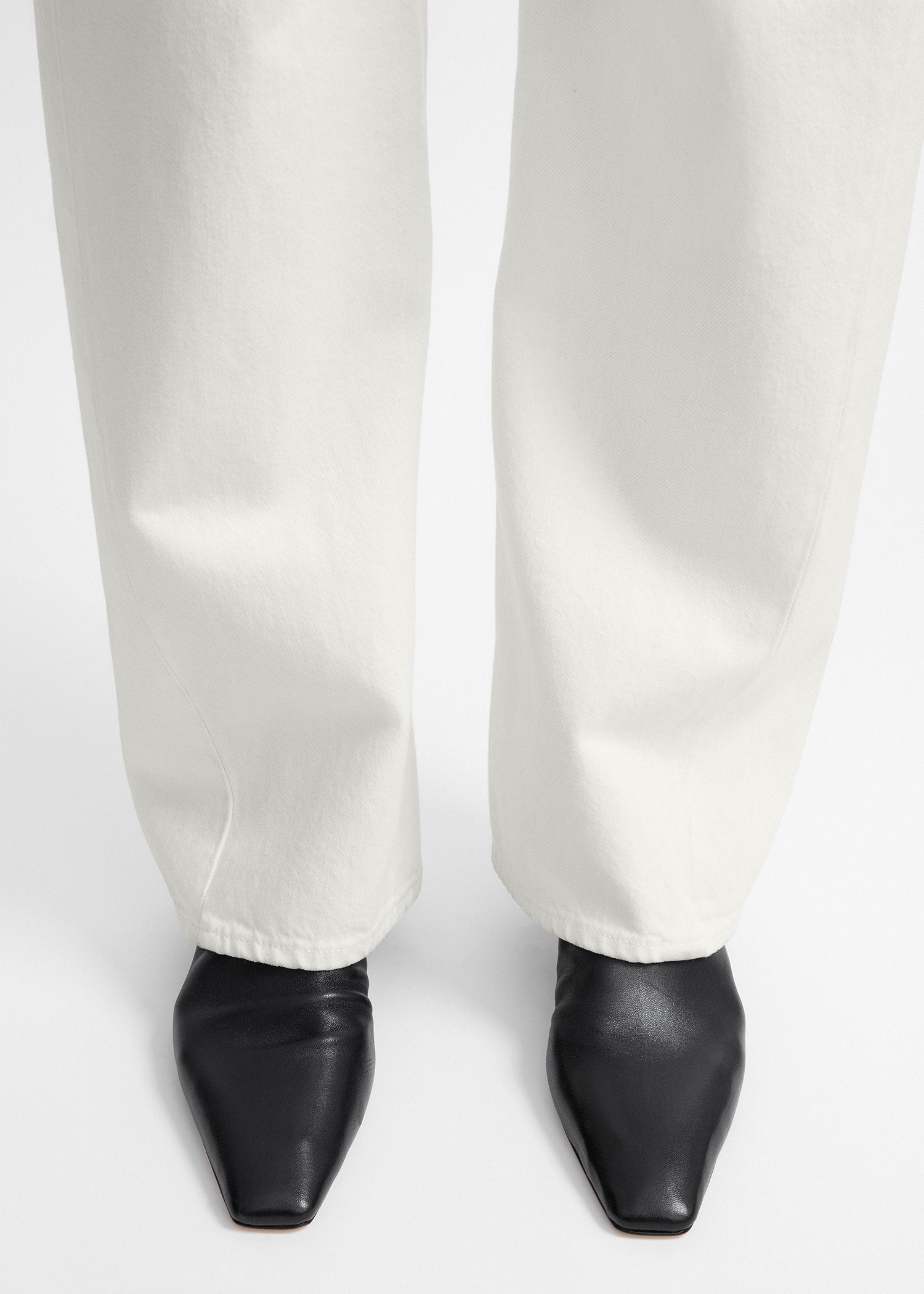 Soft nappa mules black