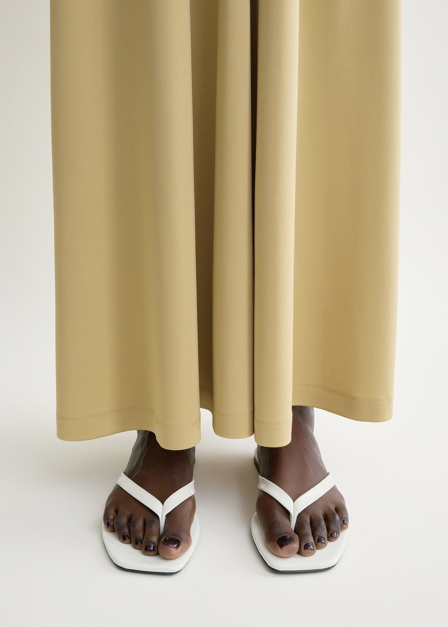 Naplack flip flops off-white