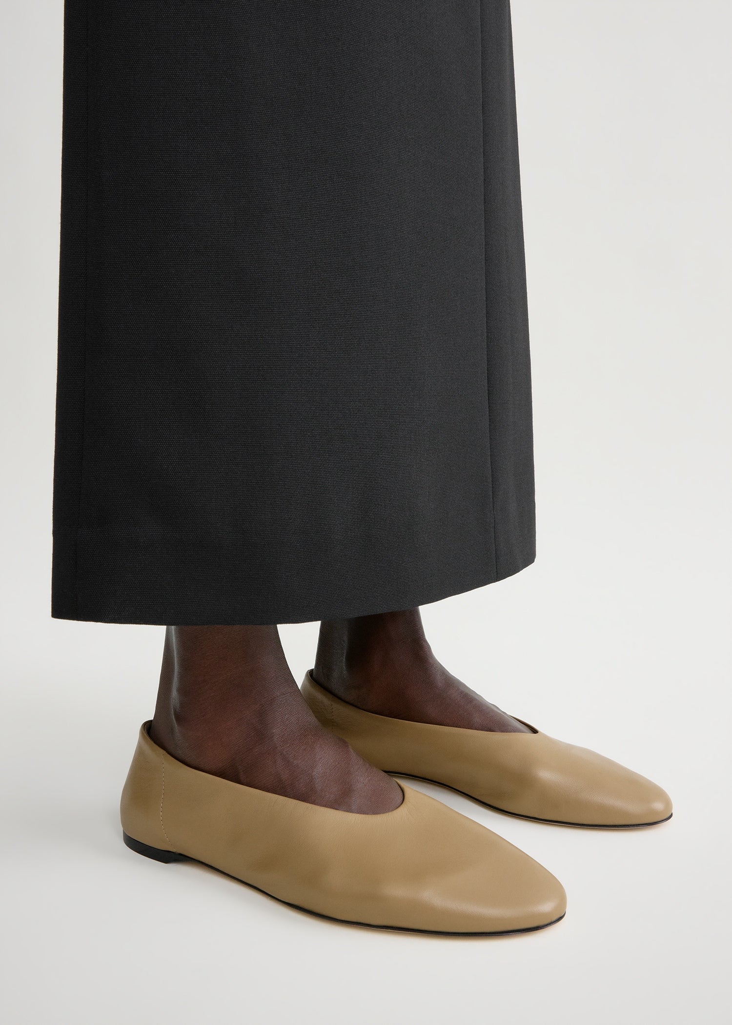 Slip nappa ballerinas desert