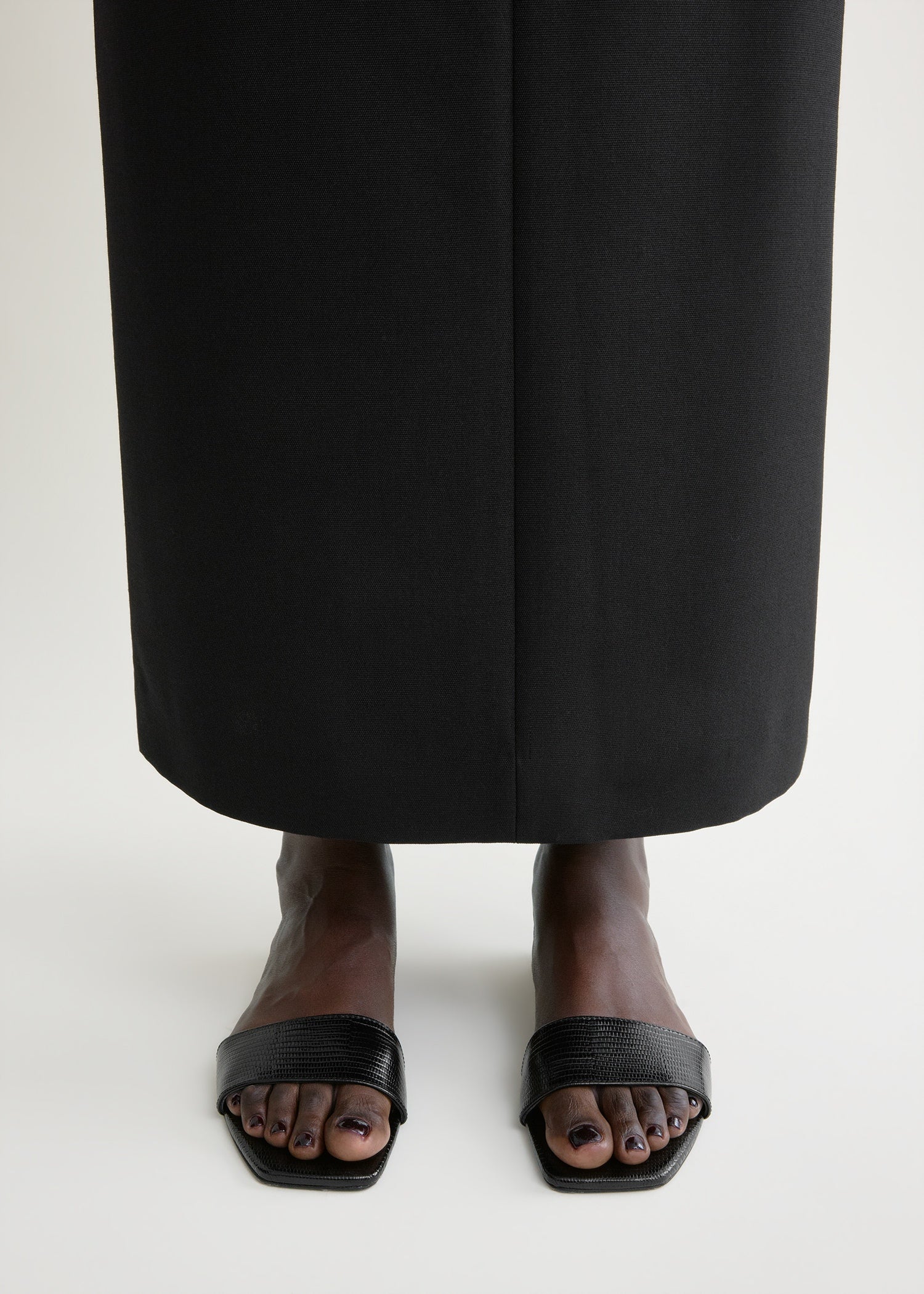 Slim lizard-embossed bandeau slides black