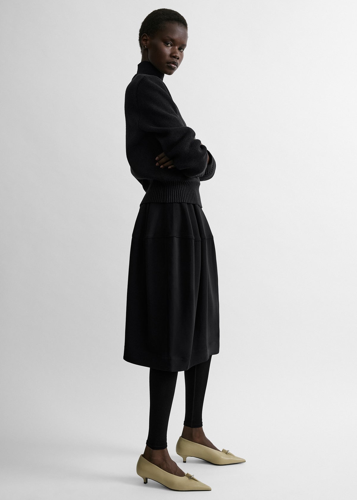 Sculptural skirt black