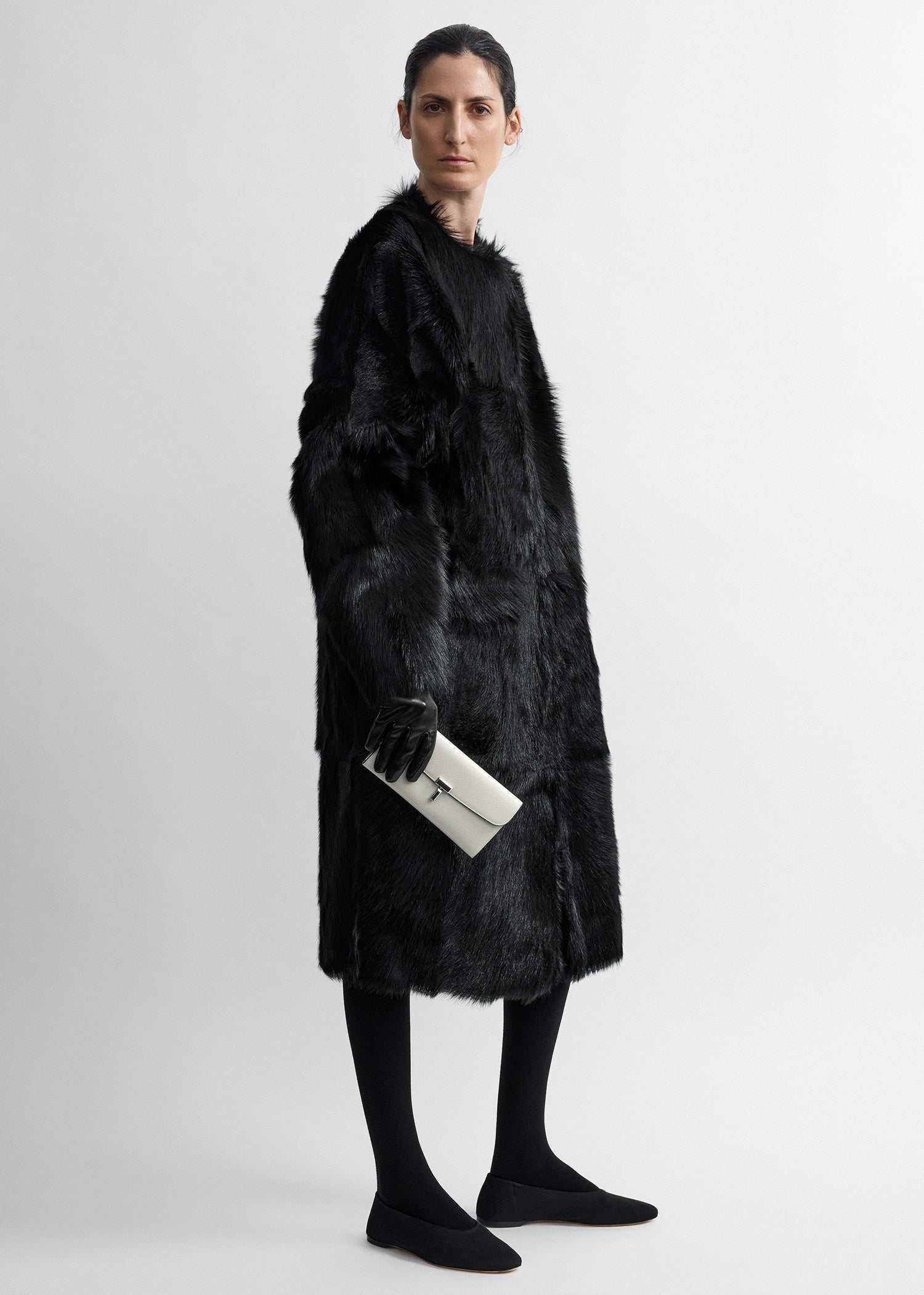 T-lock palmellato-patent wallet off-white