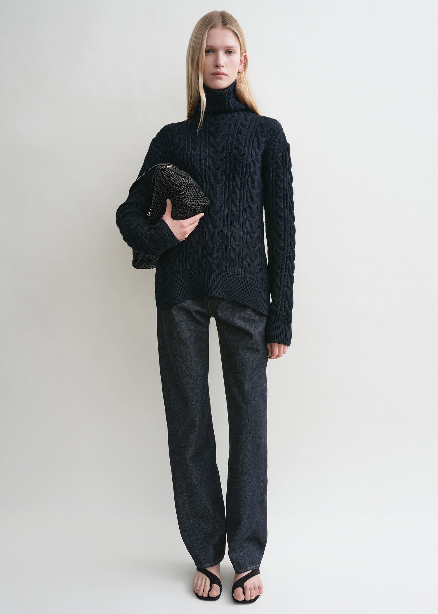 High-neck cable knit navy