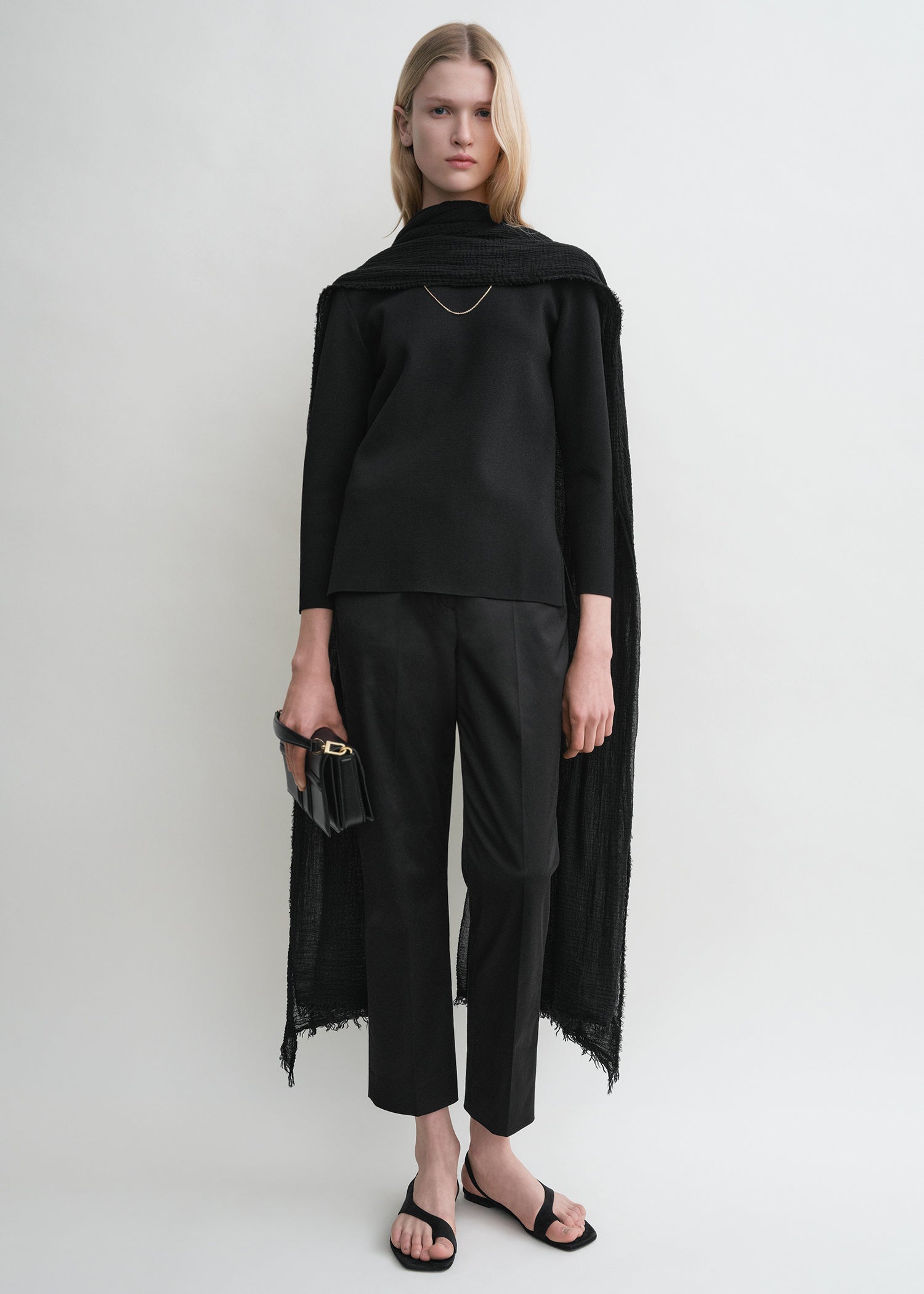 Compact knit black
