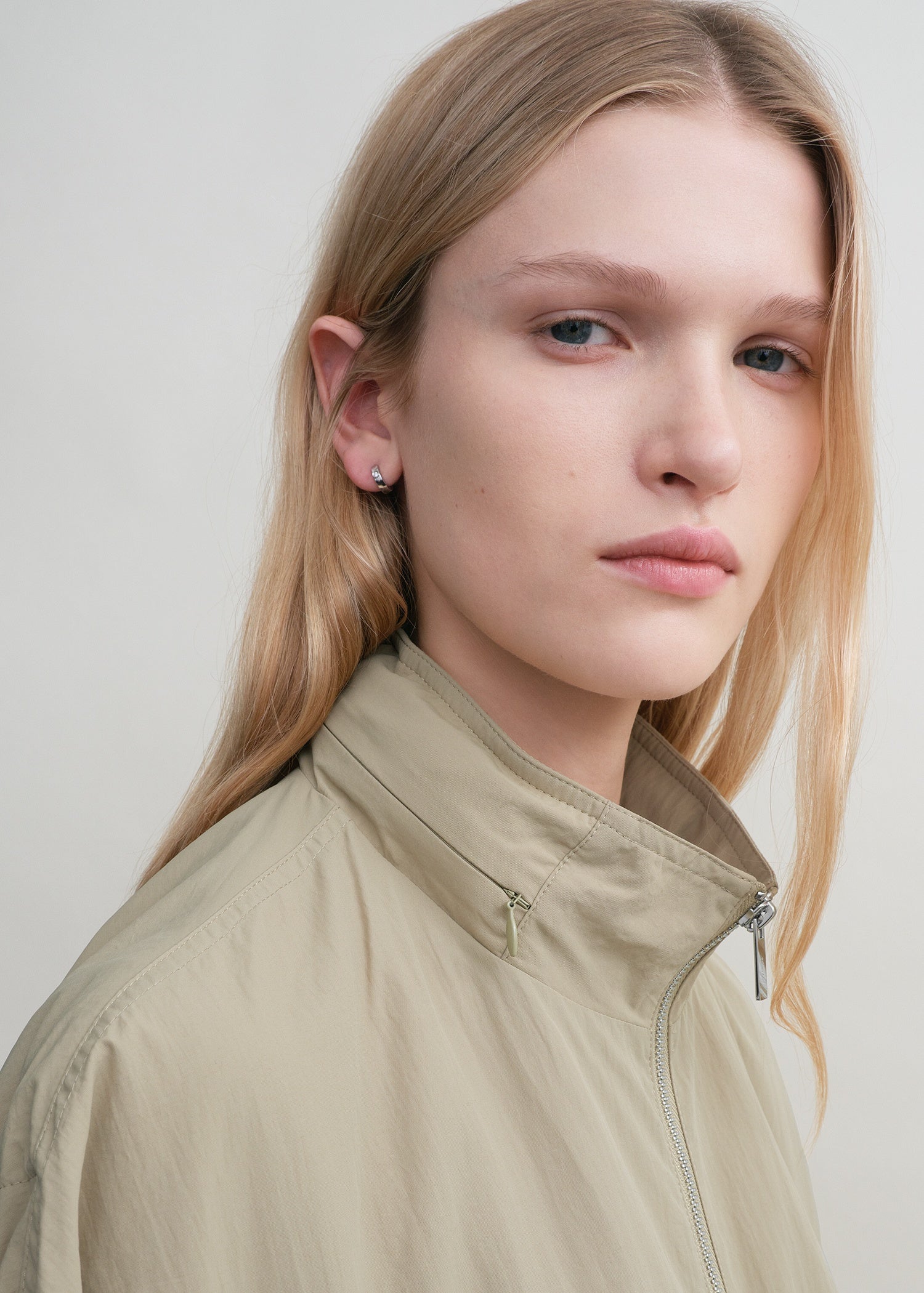 Windbreaker coat desert