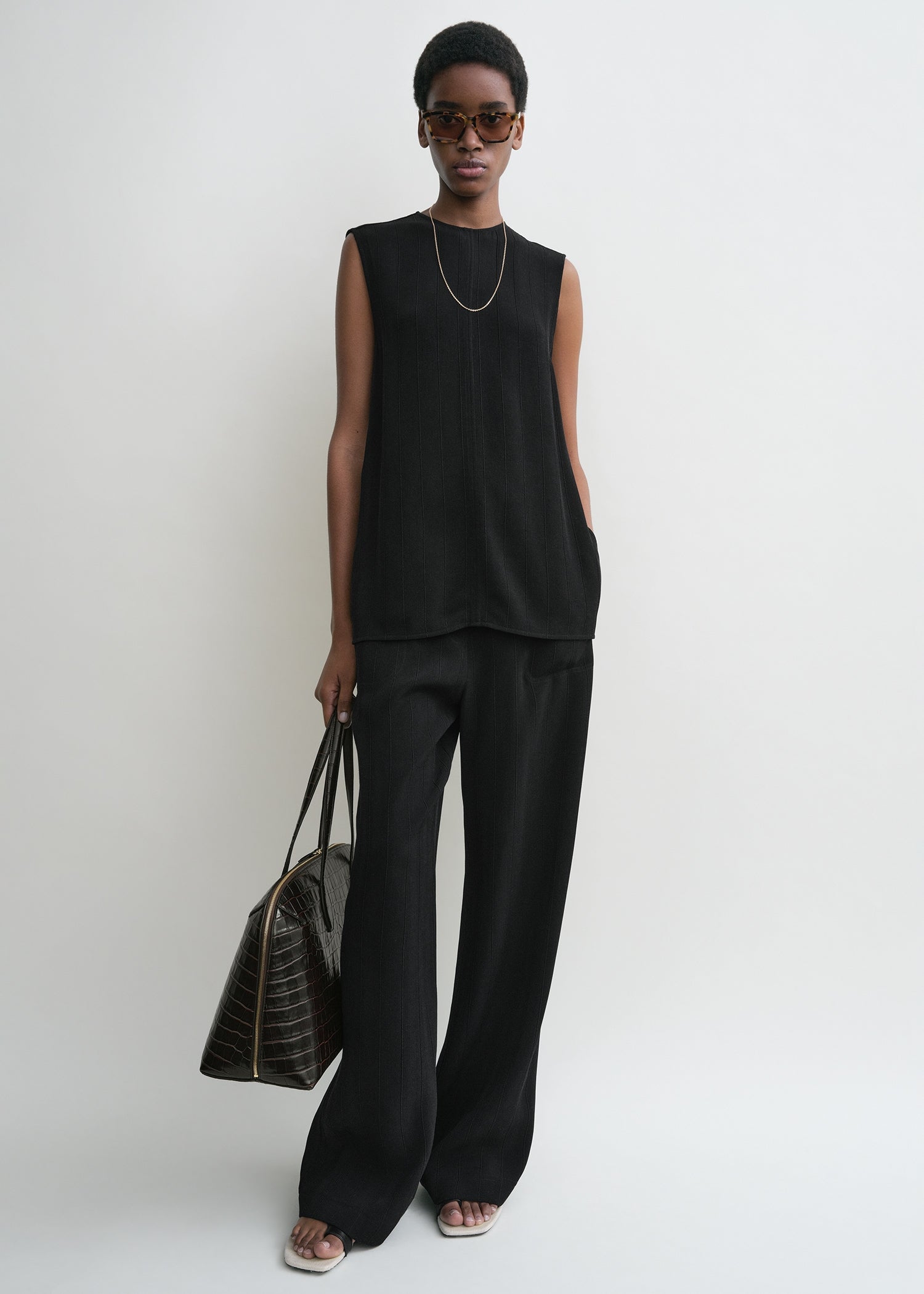 Woven stripe top black