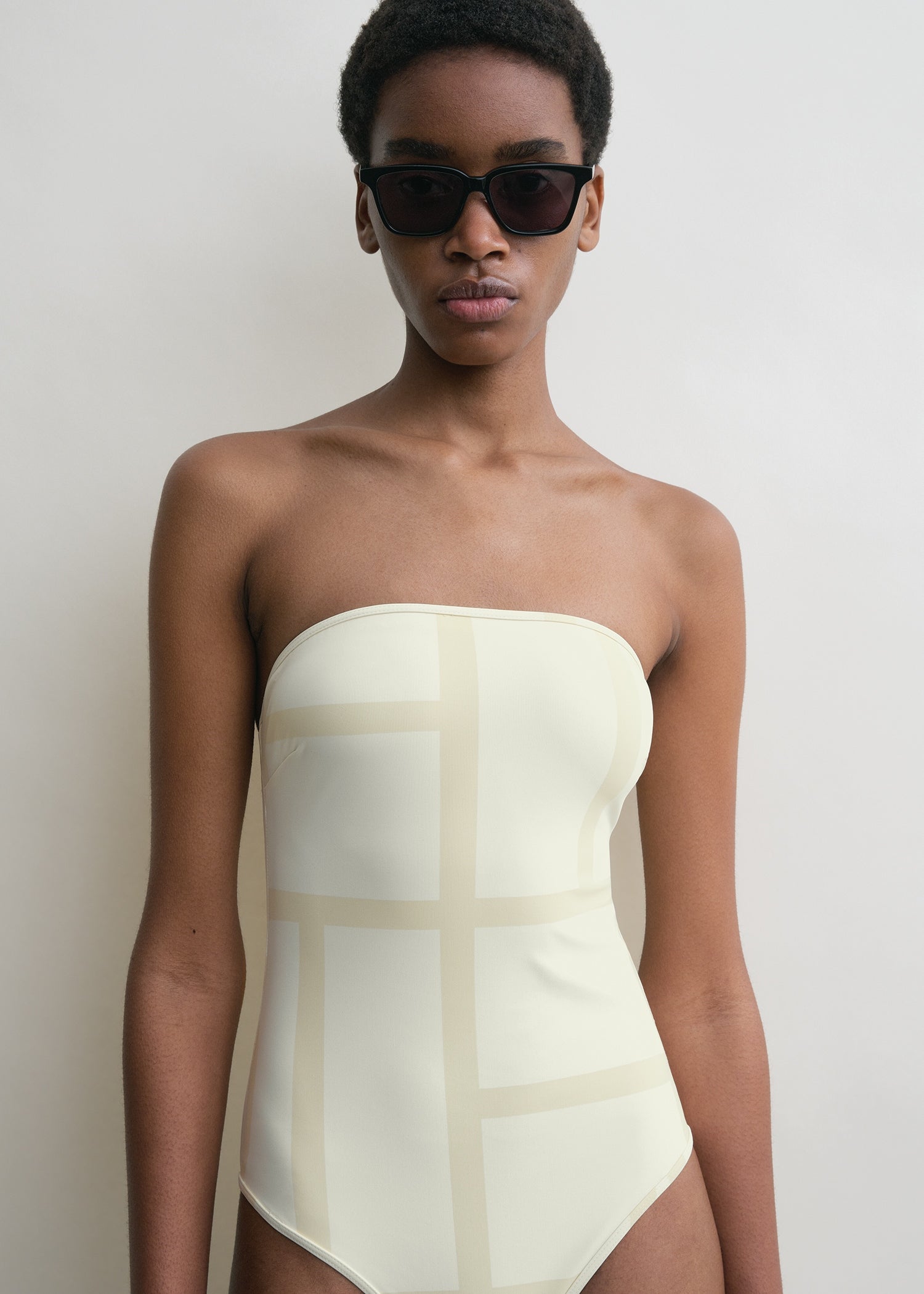 Monogram strapless swimsuit ecru/straw