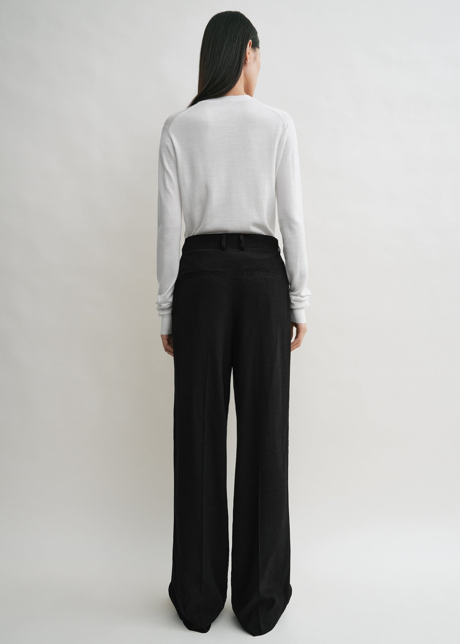 Double-pleat summer trousers black – TOTEME