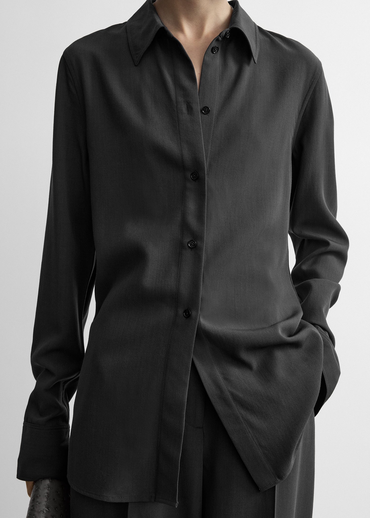 Lightweight wool shirt washed black