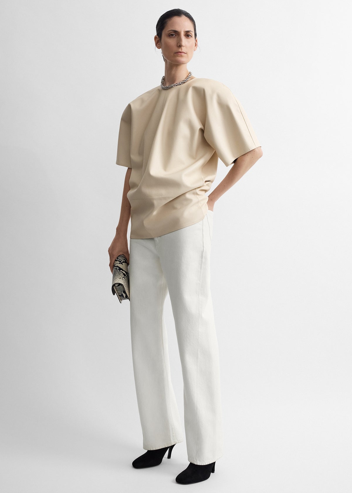 Cocoon leather top stone