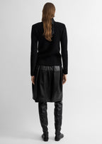 Structured crew knit black