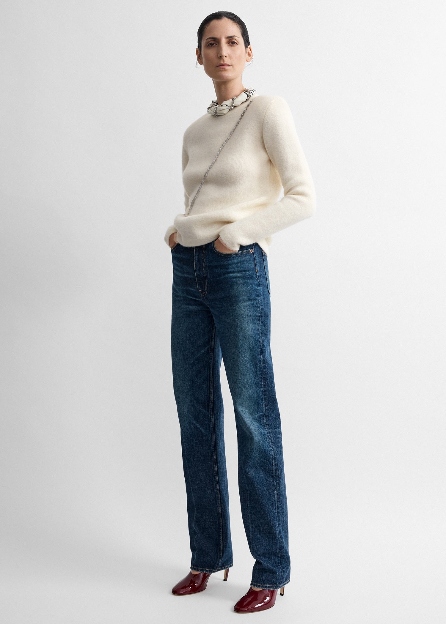 Structured crew knit ecru