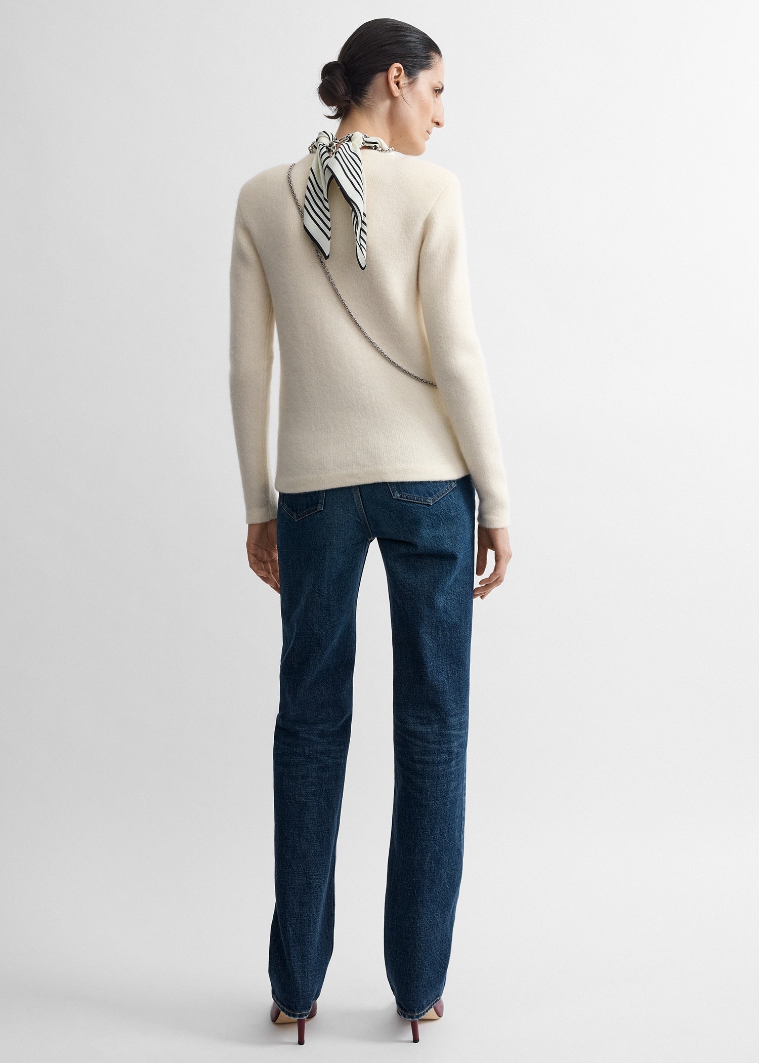 Structured crew knit ecru