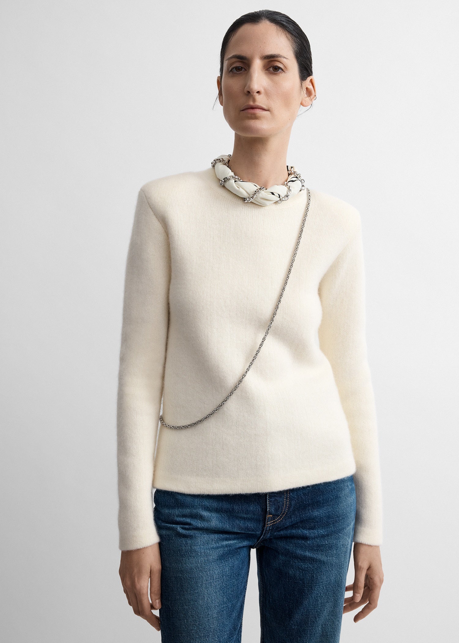 Structured crew knit ecru