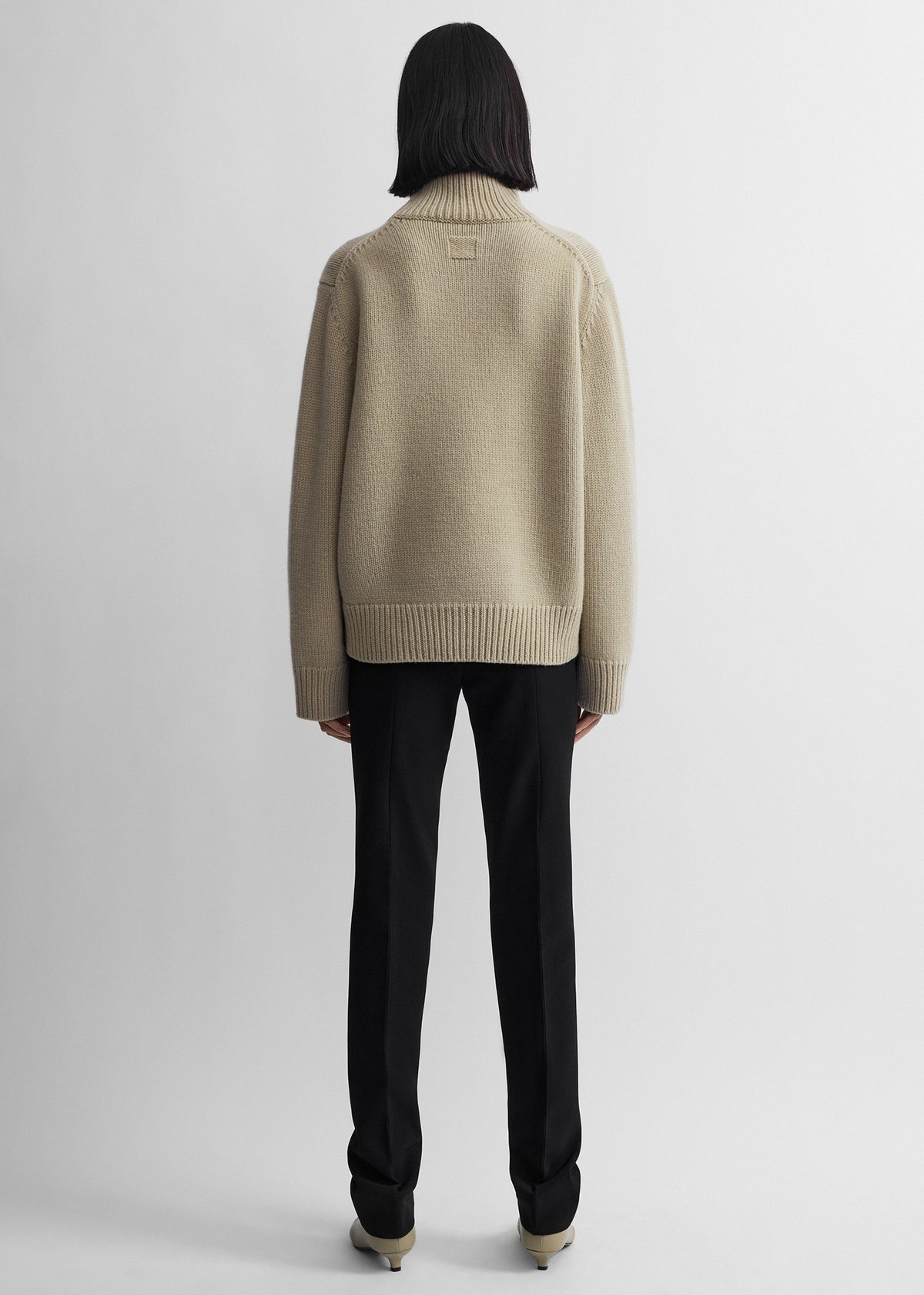Oversized lambswool turtleneck sage
