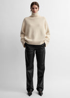 Oversized lambswool turtleneck almond