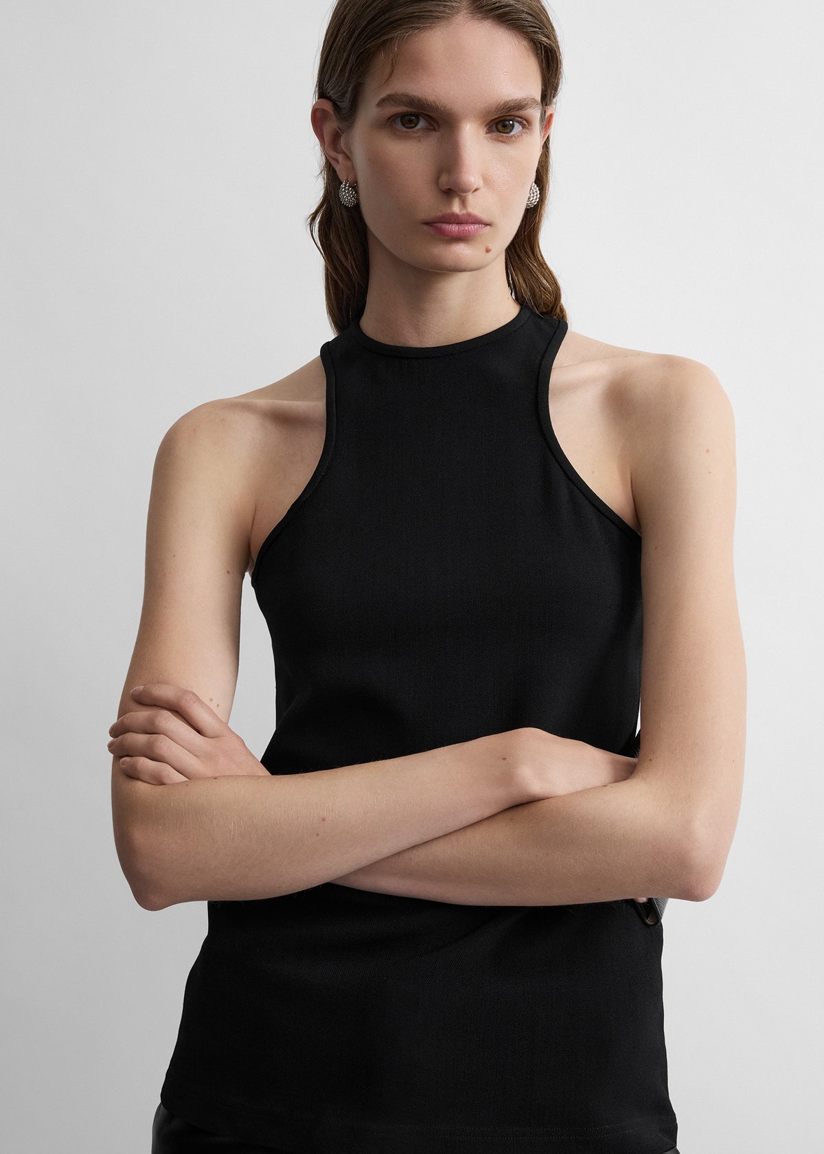Deep curve tank black