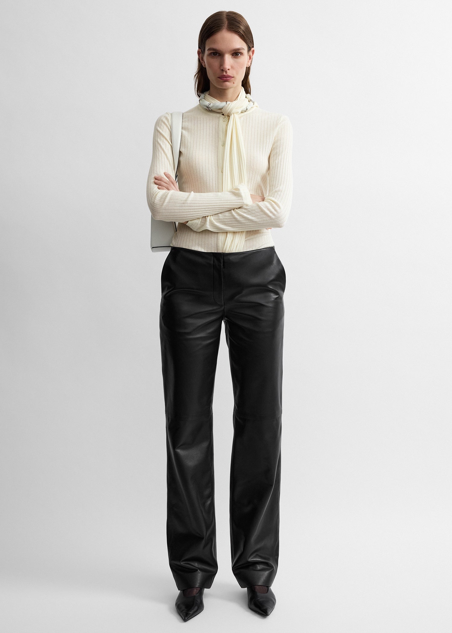 Ribbed bow blouse ecru
