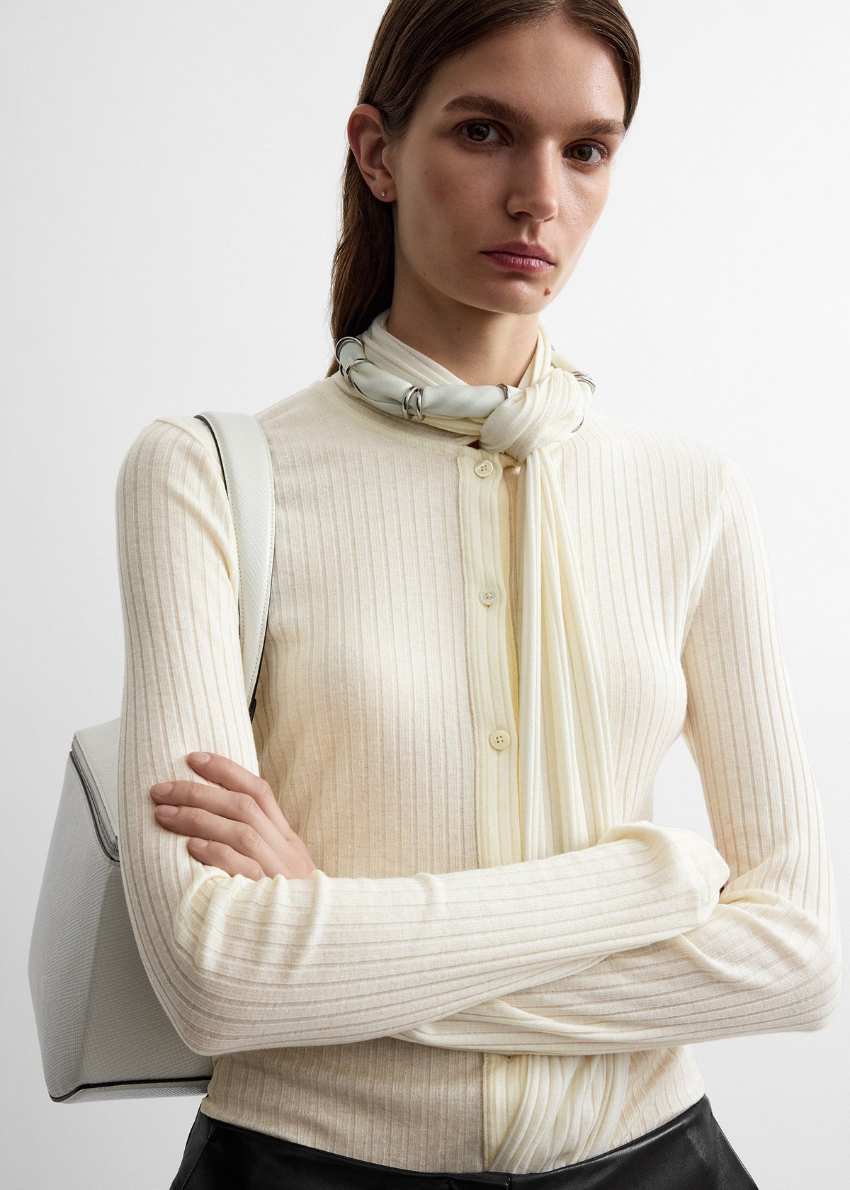Ribbed bow blouse ecru