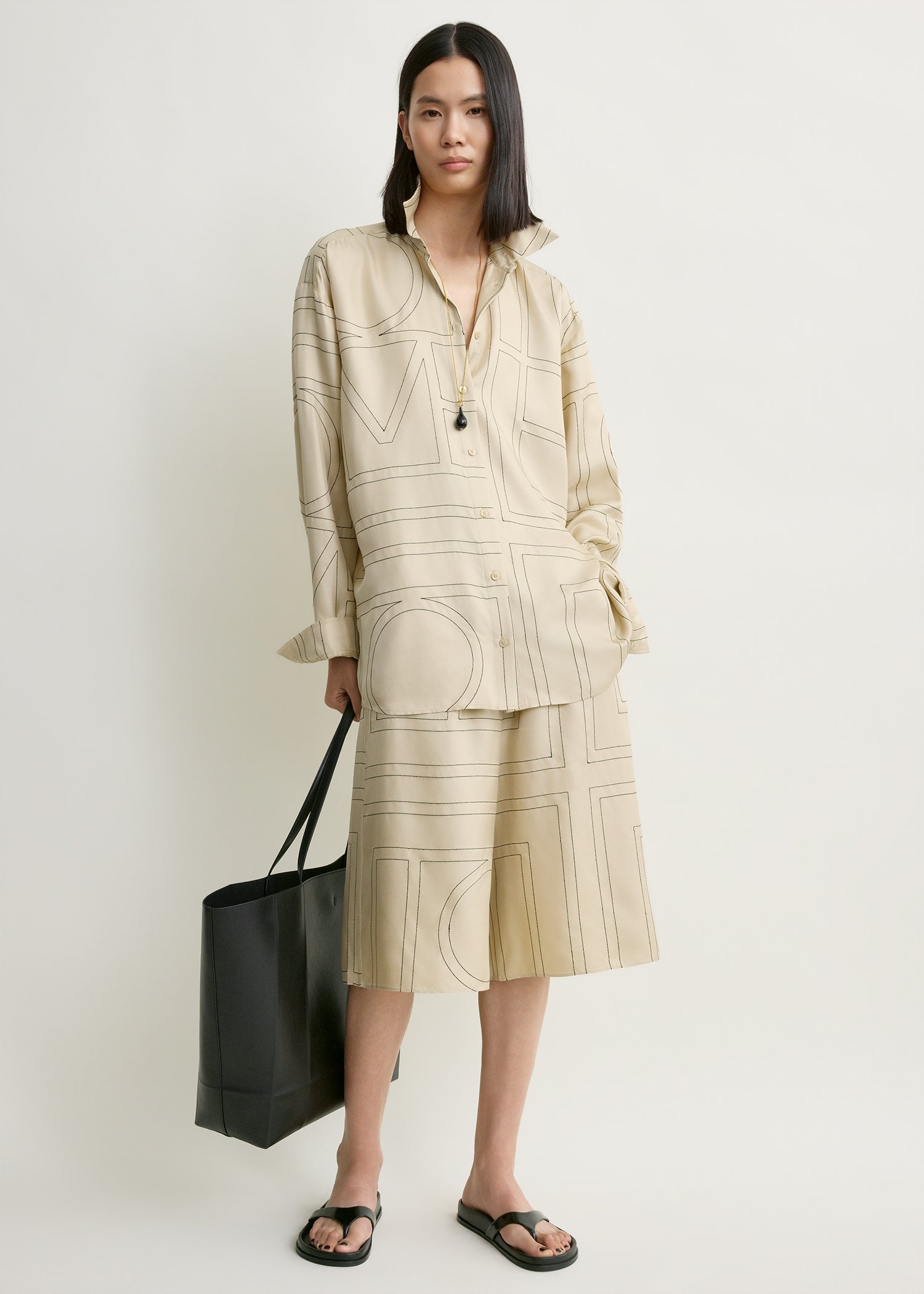 Classic embroidered shirt ivory