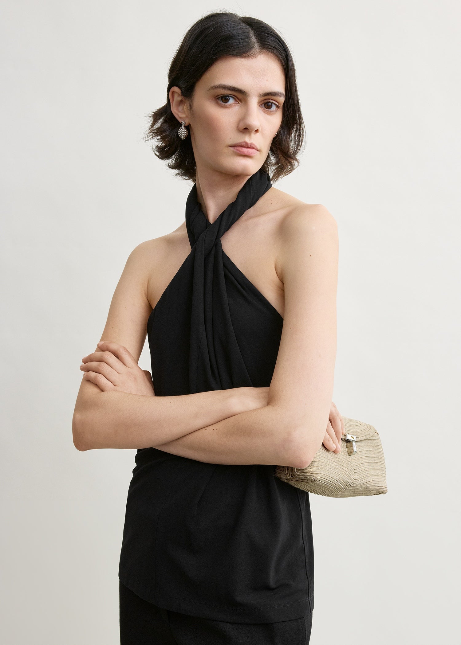 Twisted jersey halter top black
