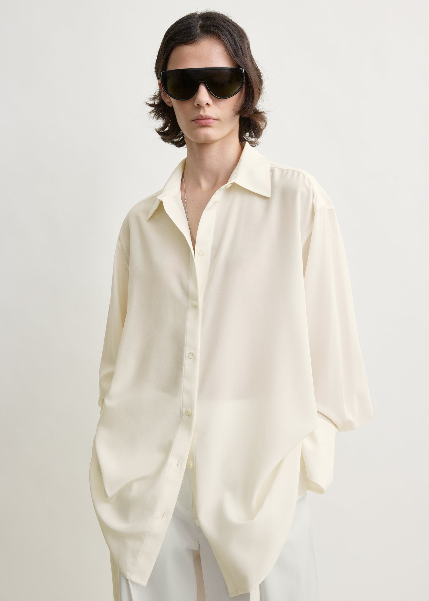 Silk crepe shirt off-white