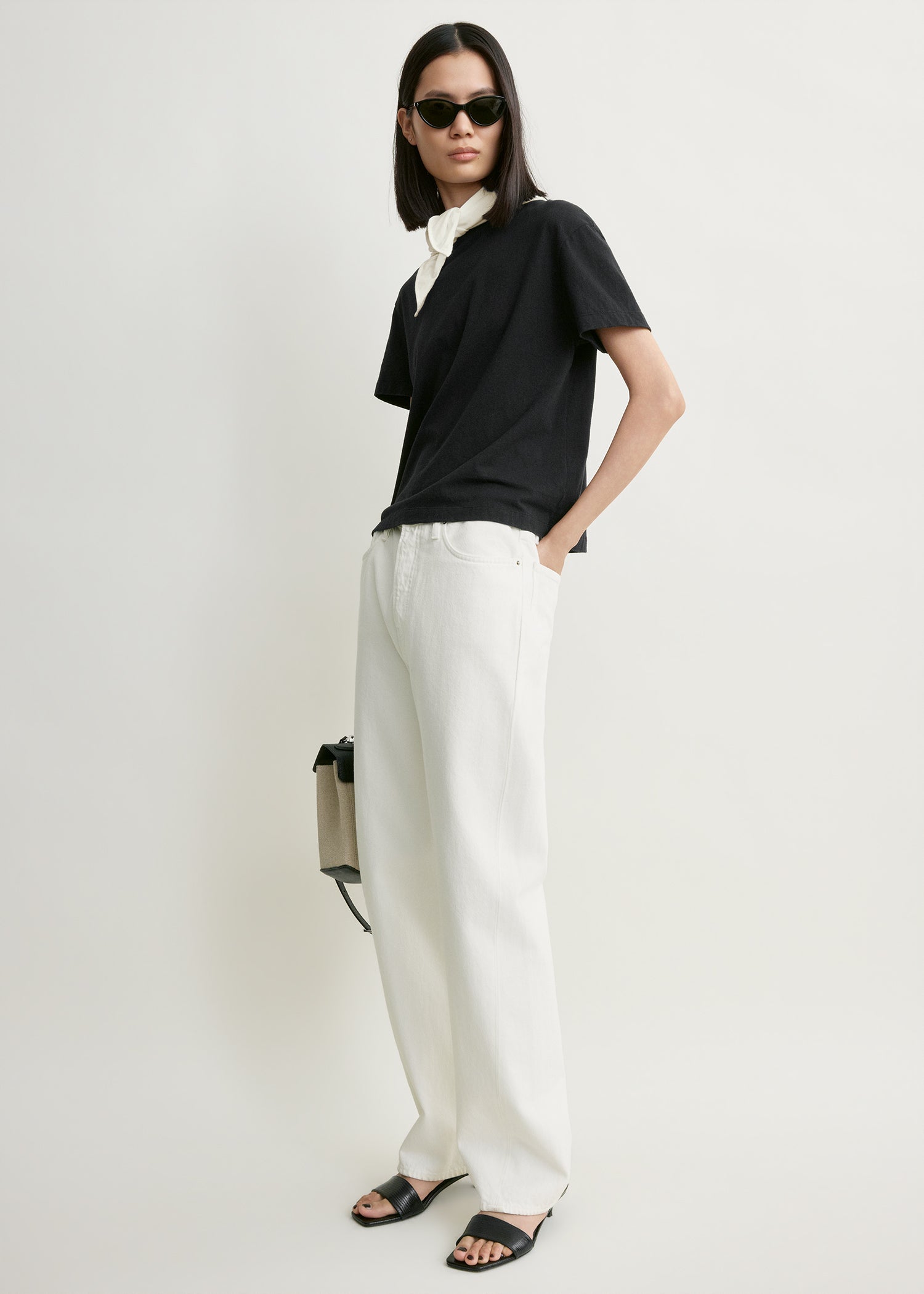 Scarf tee black/ecru