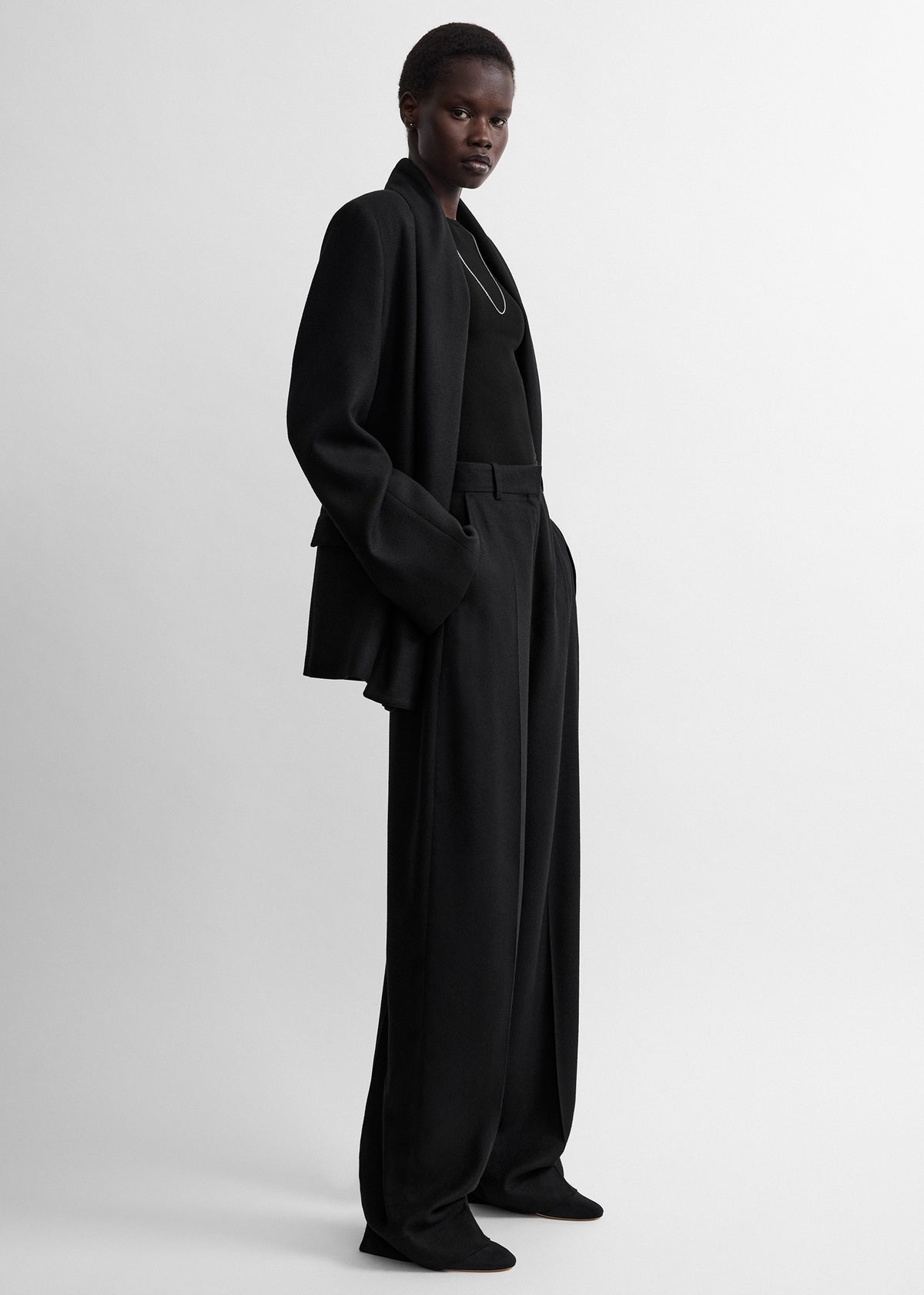 High-waist trousers black