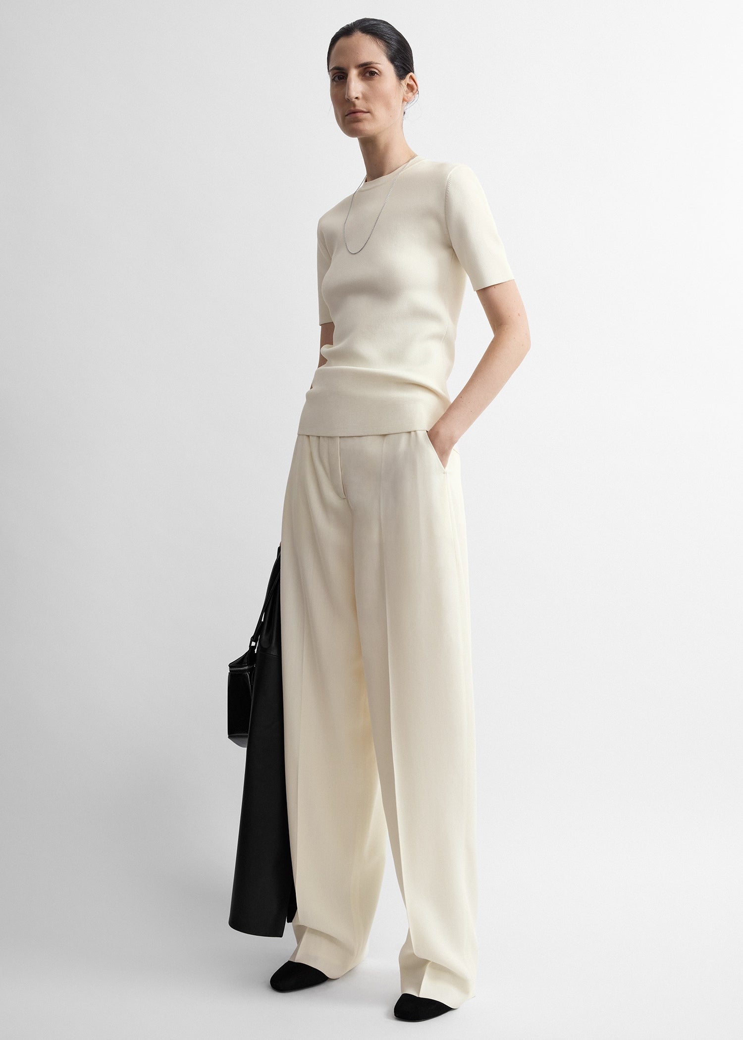 High-waist trousers ecru