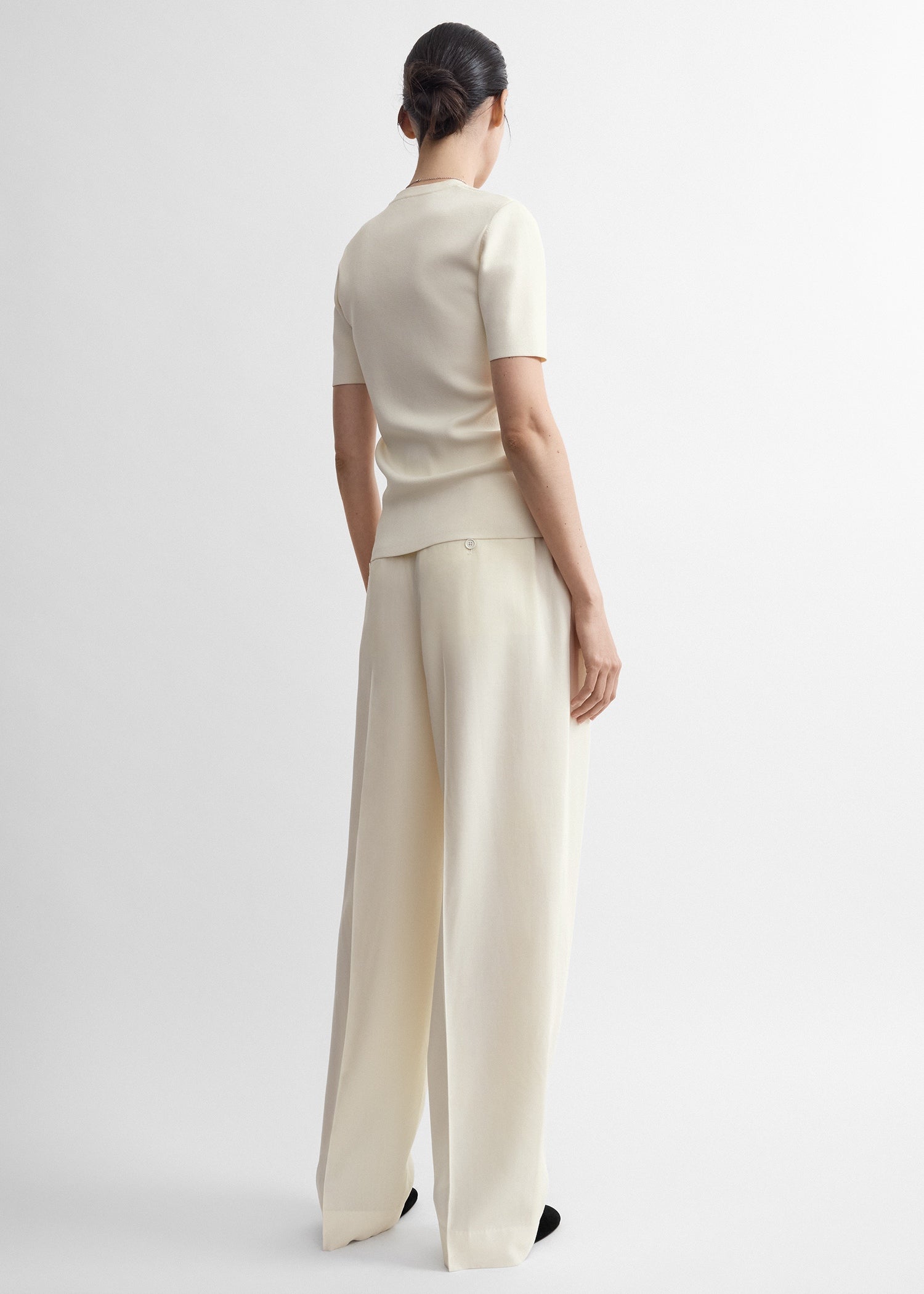 High-waist trousers ecru
