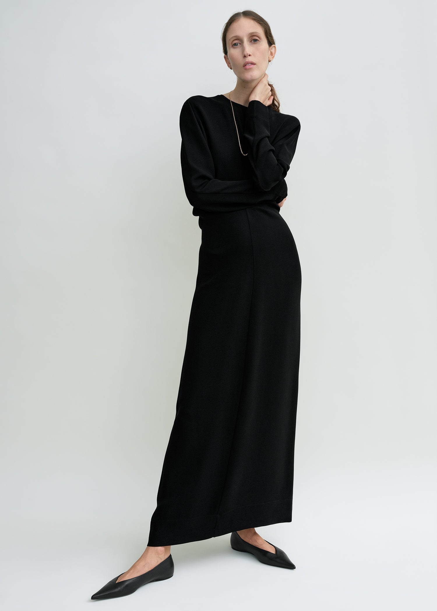 Long-sleeve slouch waist dress black