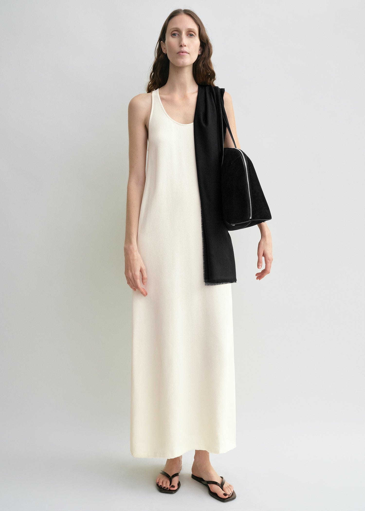 Scoop-neck sablé dress macadamia petite