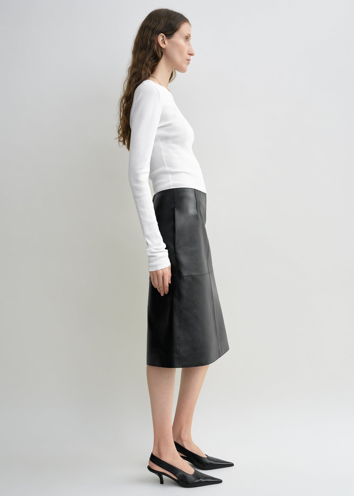 Compact cotton top white