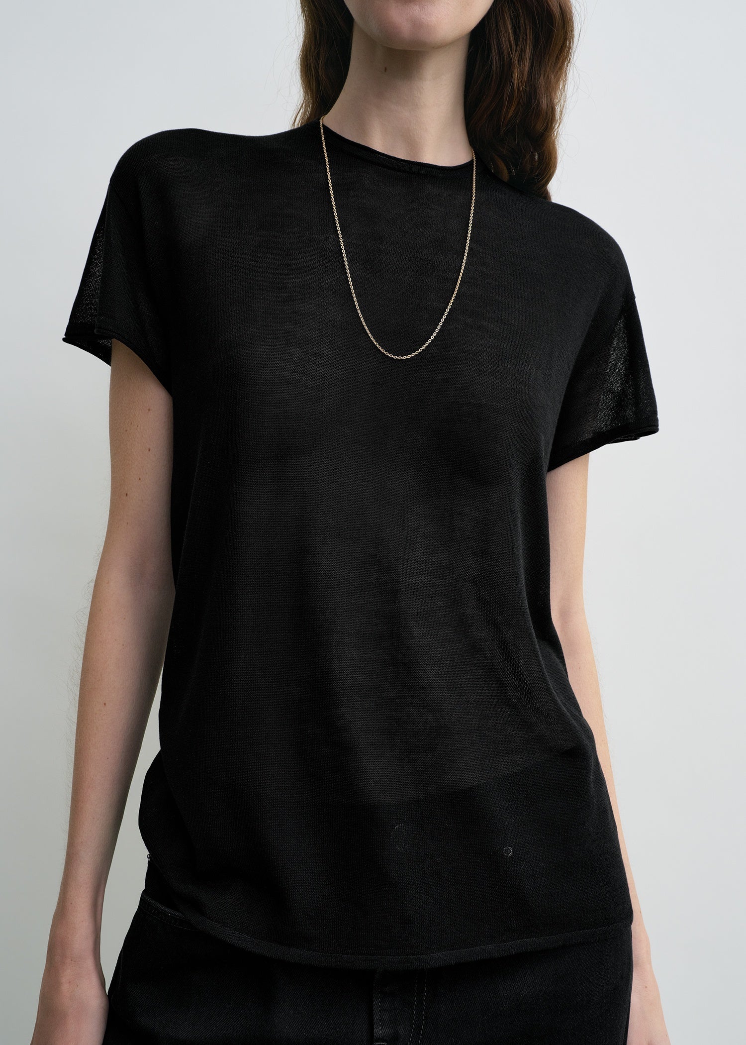 Silk tee black