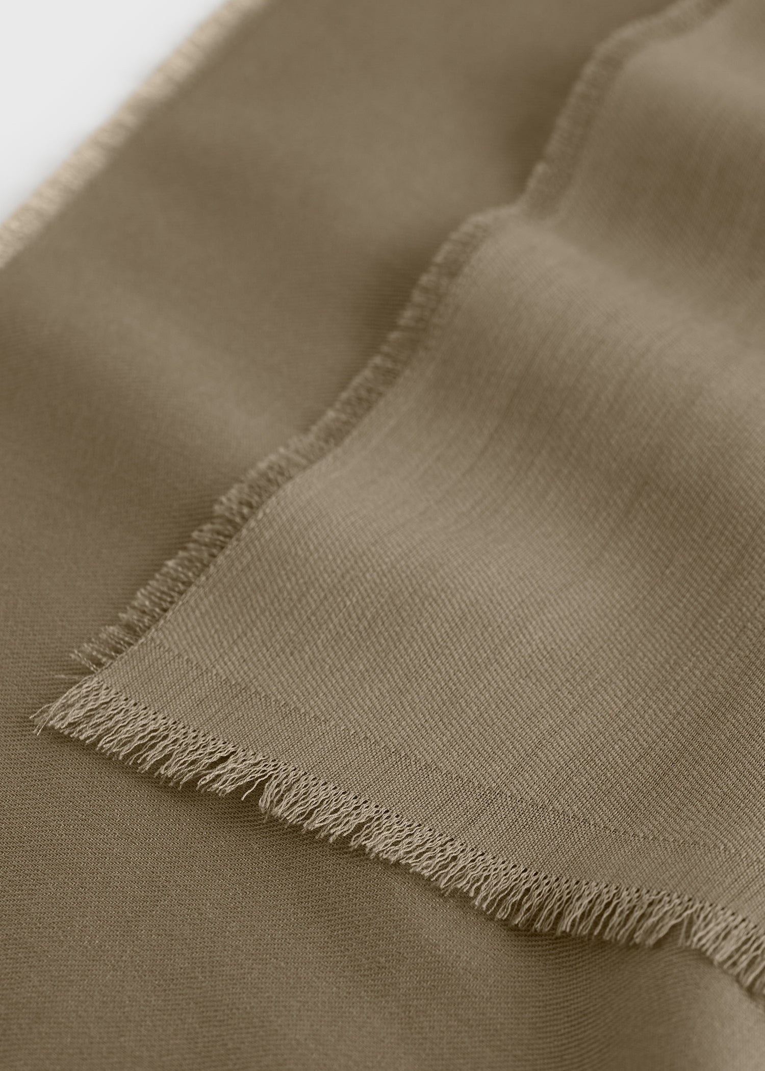 Light wool scarf hazel