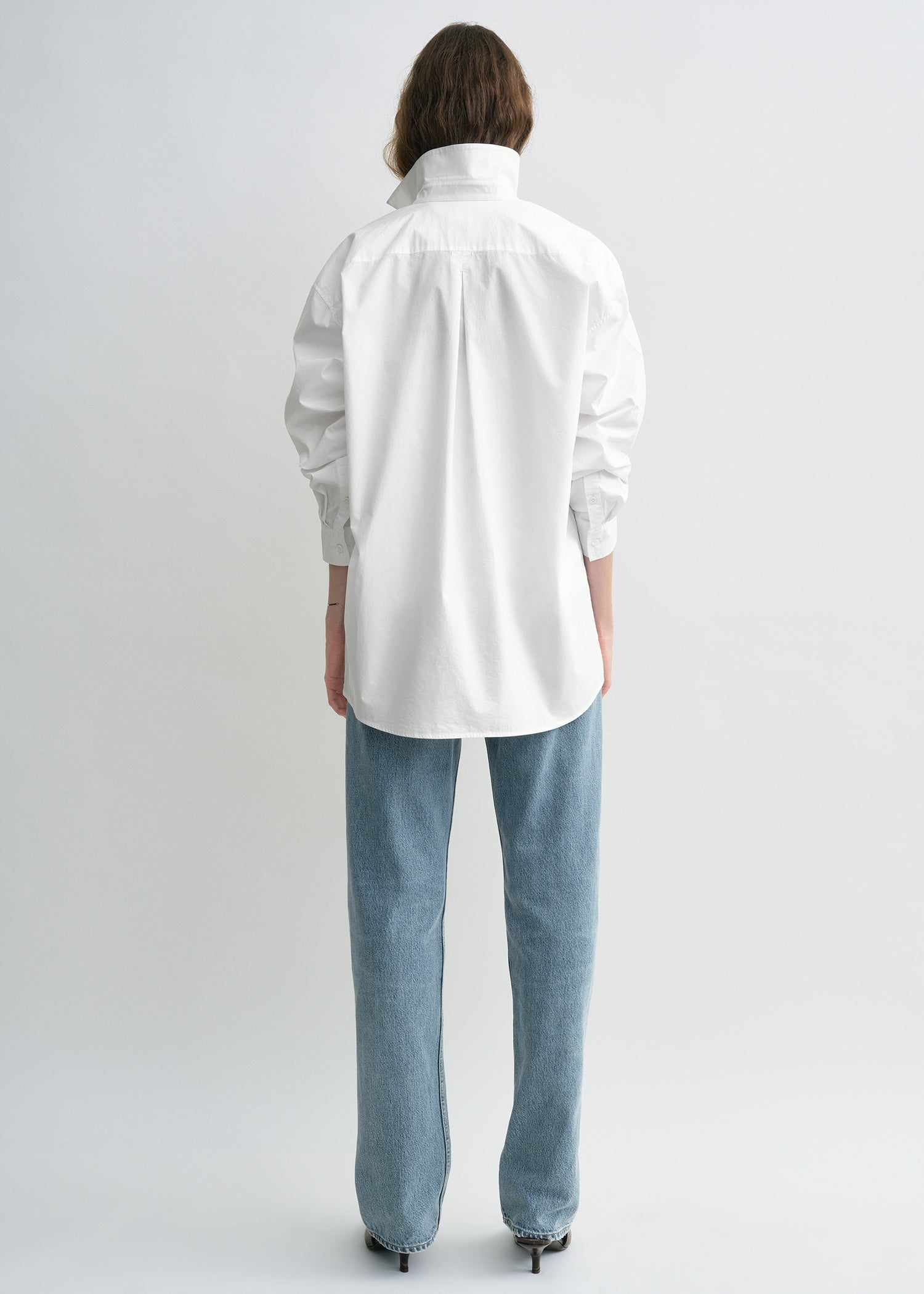 Classic tumbled shirt white – TOTEME Classic tumbled shirt white – TOTEME