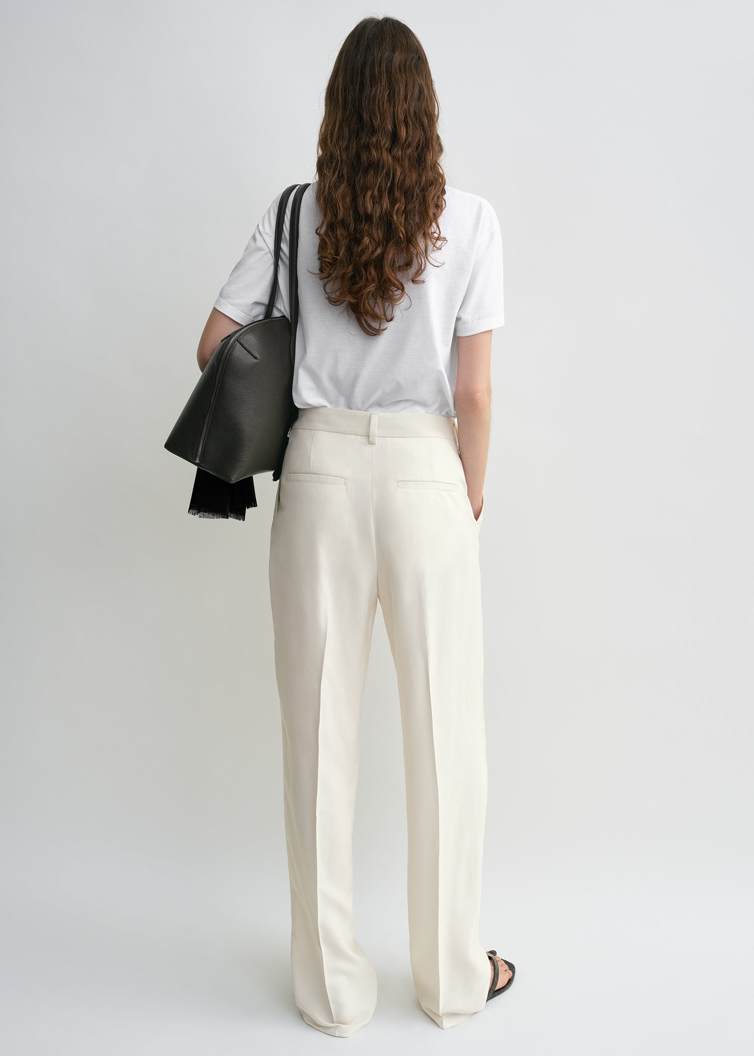Double-pleat fluid trousers ecru petite
